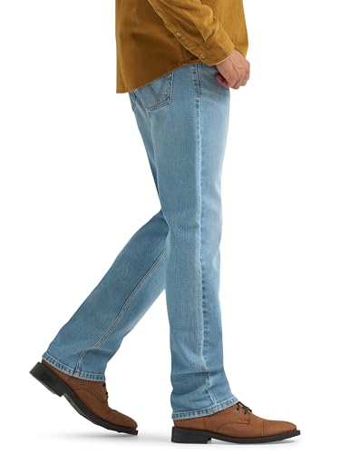 Wrangler Men's Free to Stretch Straight Fit Jean, Faded Blue, 36W x 29L