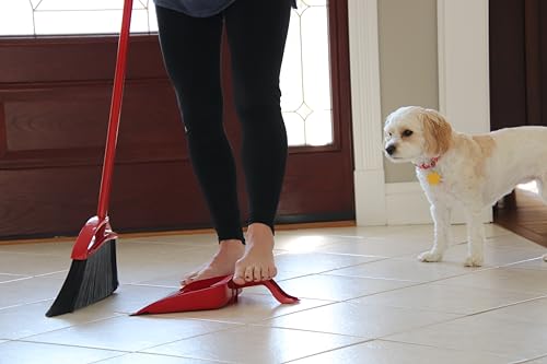 O-Cedar Pet Pro Broom with Step-On Dustpan | Remove 99% with One Sweep | Removes 3 Times More Pet Hair | Quiet Cleaning Tool for Cat and Dog Owners