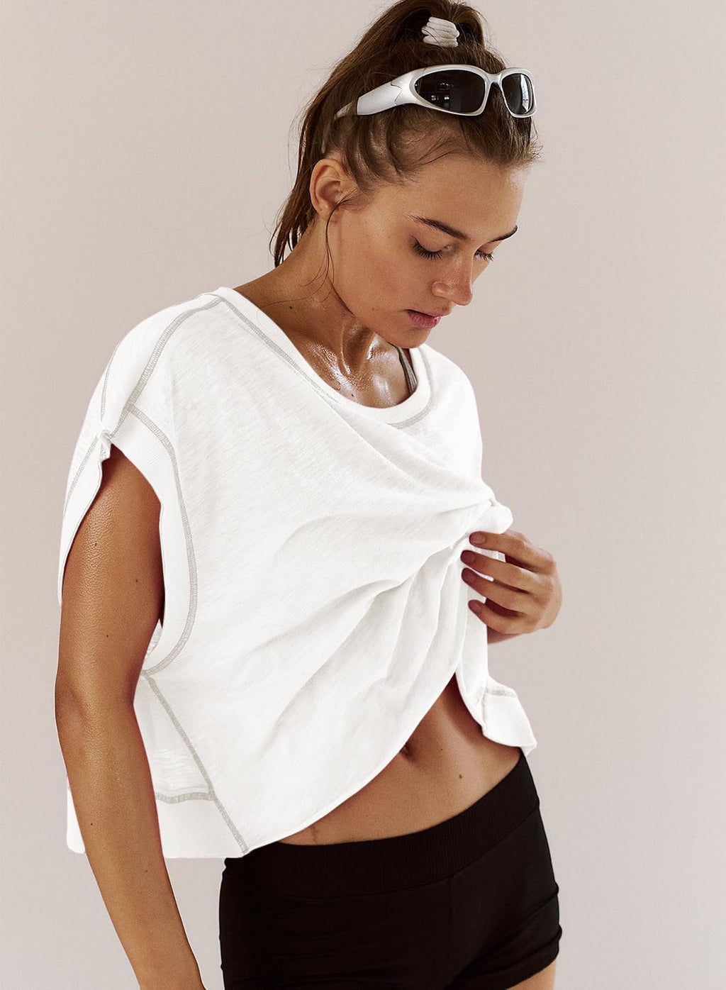 Kumufenc Women Short Sleeve Workout Shirts Open Back Tops Casual Yoga Y2k Athletic Gym Slouchy Crop Running Tees(White,S), Small