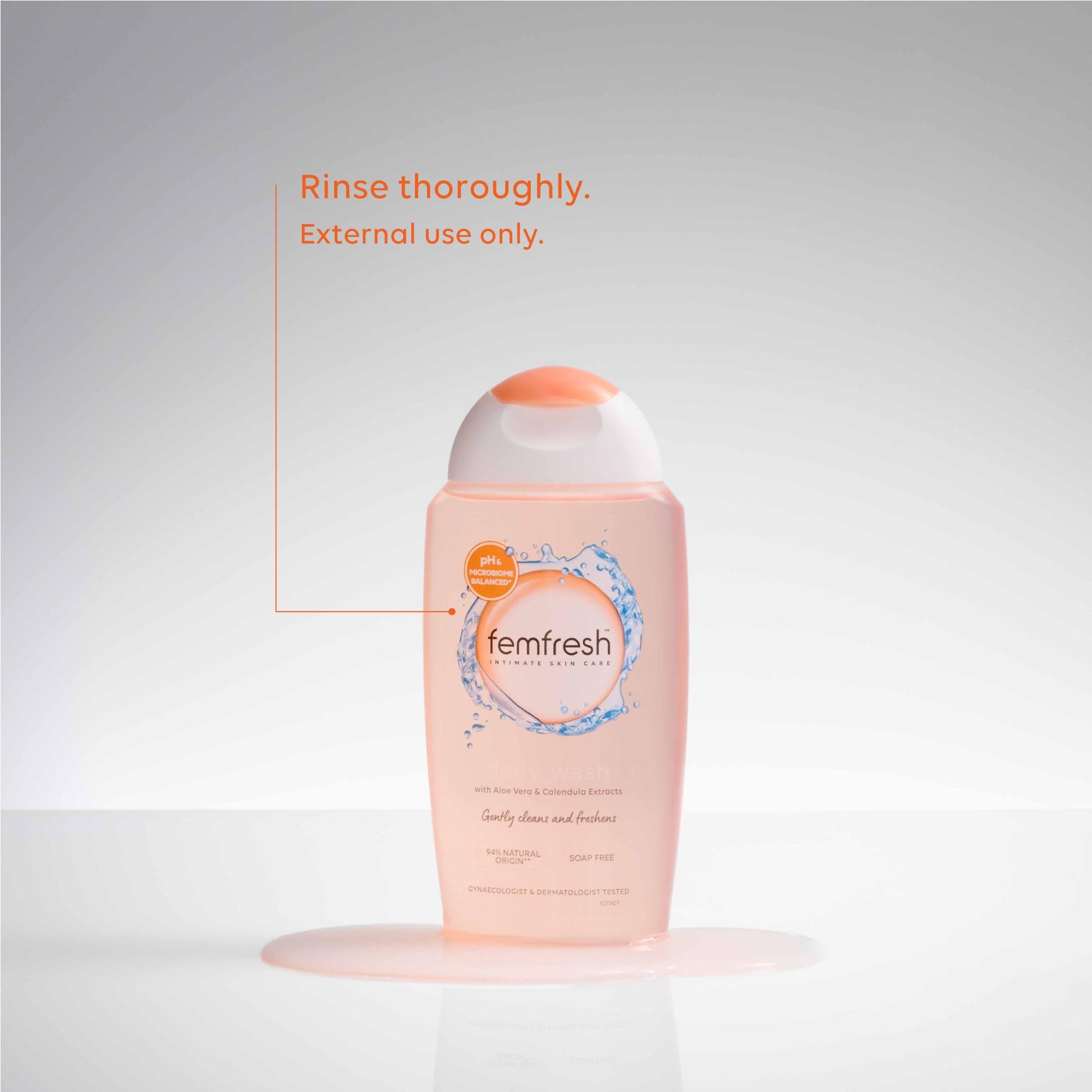 Femfresh Daily Intimate Wash, Feminine Hygiene Shower & Bath Gel Cleanser, pH Balanced, Soap Free Feminine Wash with Aloe Vera & Calendula, Hypoallergenic, 250ml