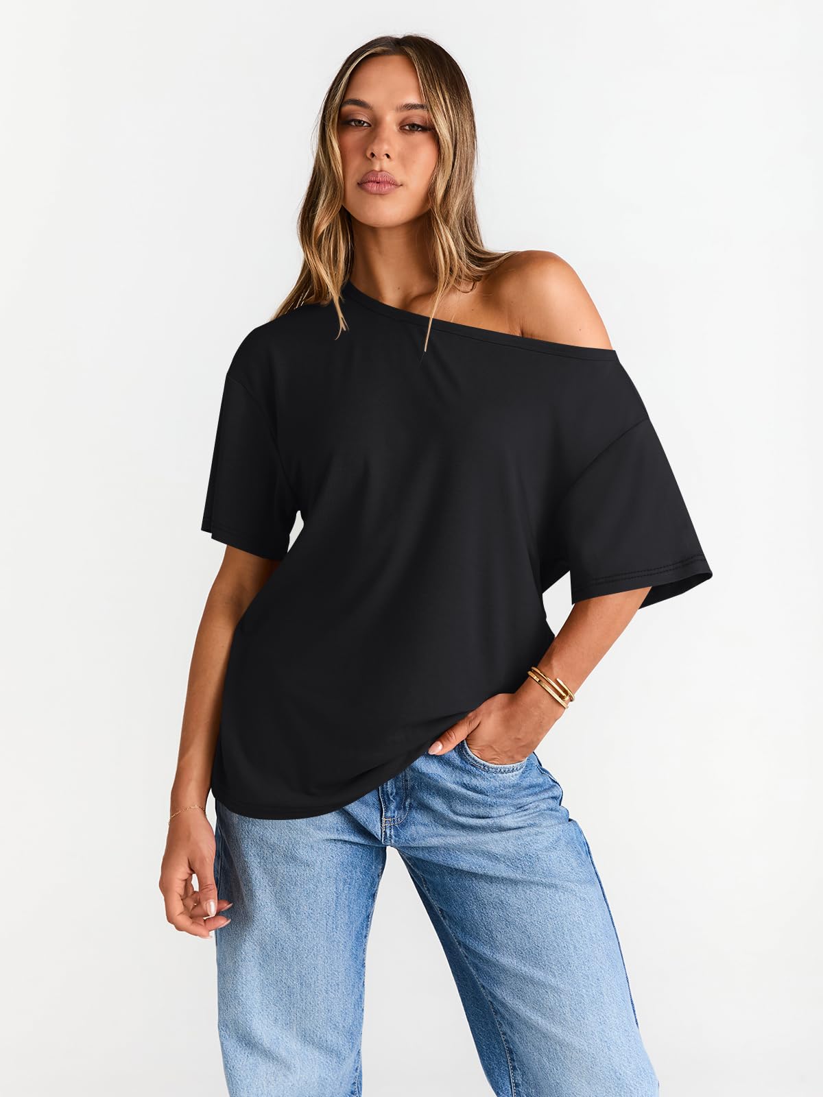 Trendy Queen Womens Off The Shoulder Tops Oversized T-Shirts Short Sleeve Tees Summer 2026 Casual Spring Clothes Workout Gym Y2k Cute Going Out Plus Size Fashion Clothing Black M