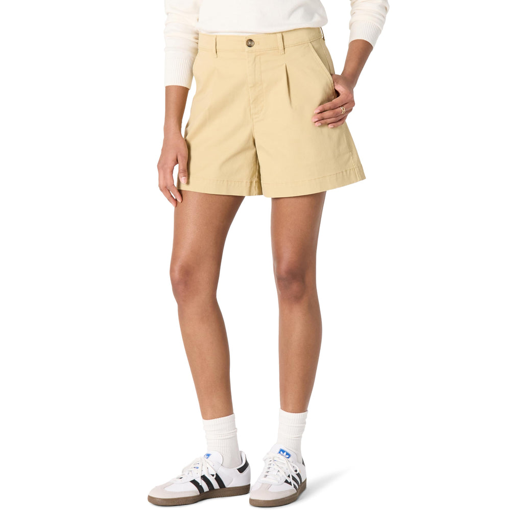 Amazon Essentials Women's High-Rise Relaxed-Fit A-line Elastic Back Shorts, Tan, 0