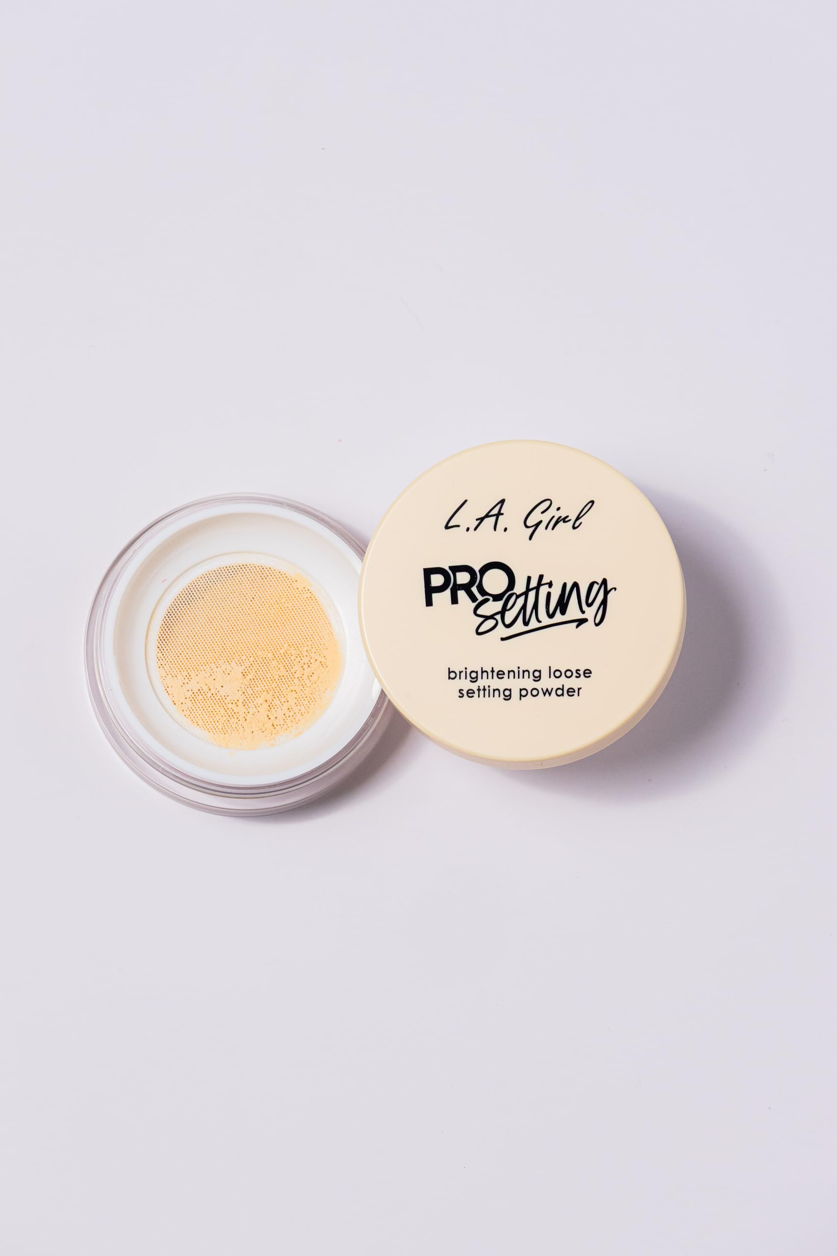 L.A. Girl Pro.Setting Brightening Loose Setting Powder, Translucent GLP735