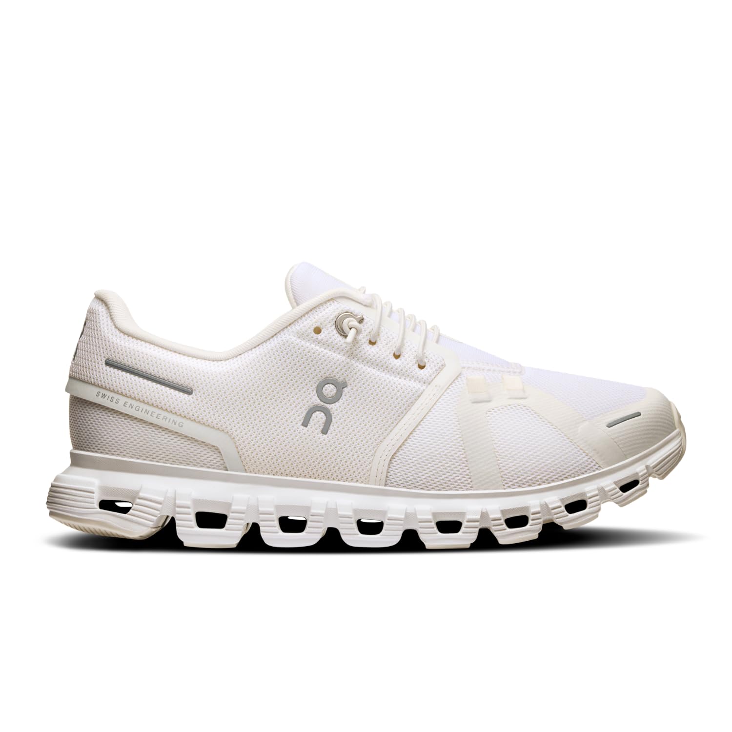 On Women's Cloud 6 Sneakers, White, 7 Medium US