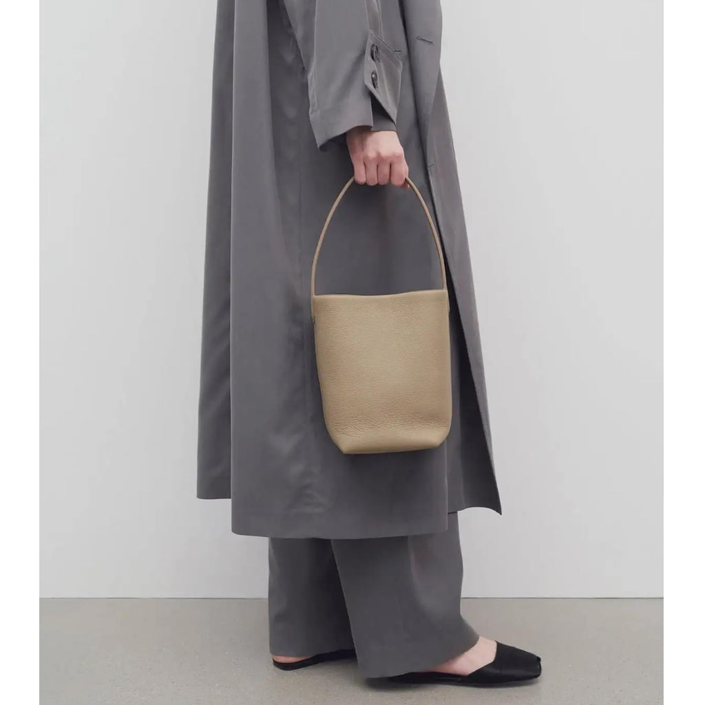 Genuine Leather Bucket Bag with Credit Card Holder Wallet, First Layer Pebble-grained Calfskin Tote Bag, Leather Handbag with Cotton Insert Pocket (Gray, Medium)