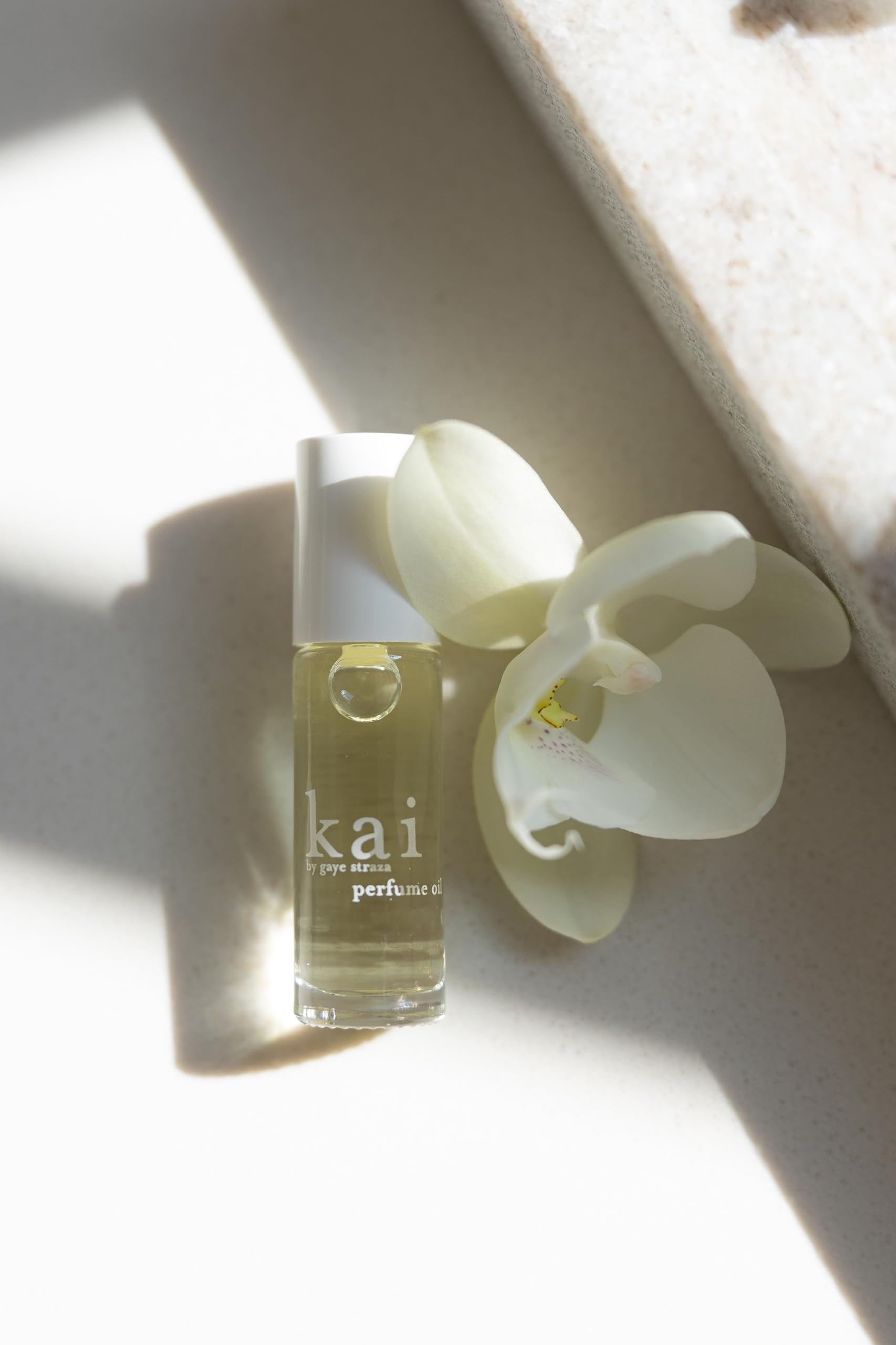 kai perfume oil – a fresh, beautiful, light gardenia scent wrapped in white exotics, 1/8 oz perfume roll-on | long lasting, serene, vegan, clean and inspired by memories of Hawaiian vacations