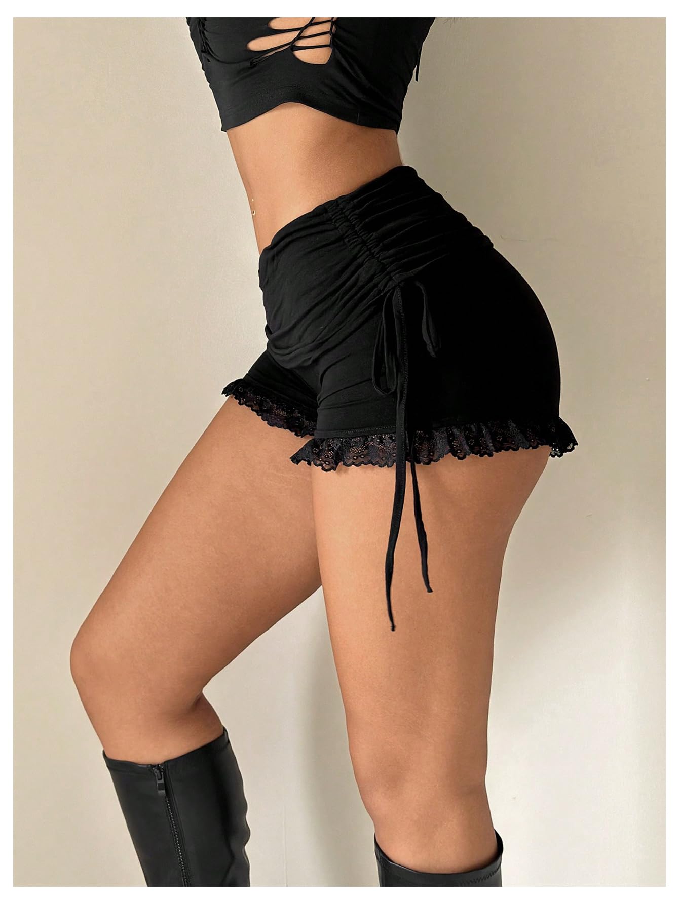 WDIRARA Women's Side Drawstring Ruched Lace Shorts Low Rise Stretchy Going Out Mini Shorts Black Large