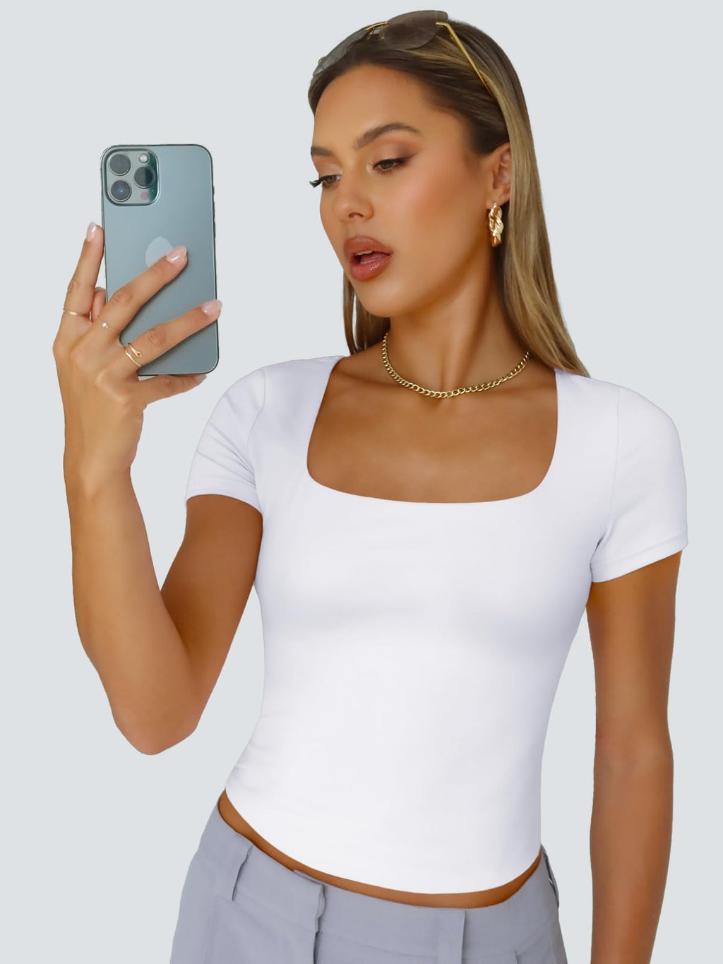 Trendy Queen Womens Square Neck Going Out Crop Tops Short Sleeve T Shirts Summer Cute Clothes Basics Tees, White, M