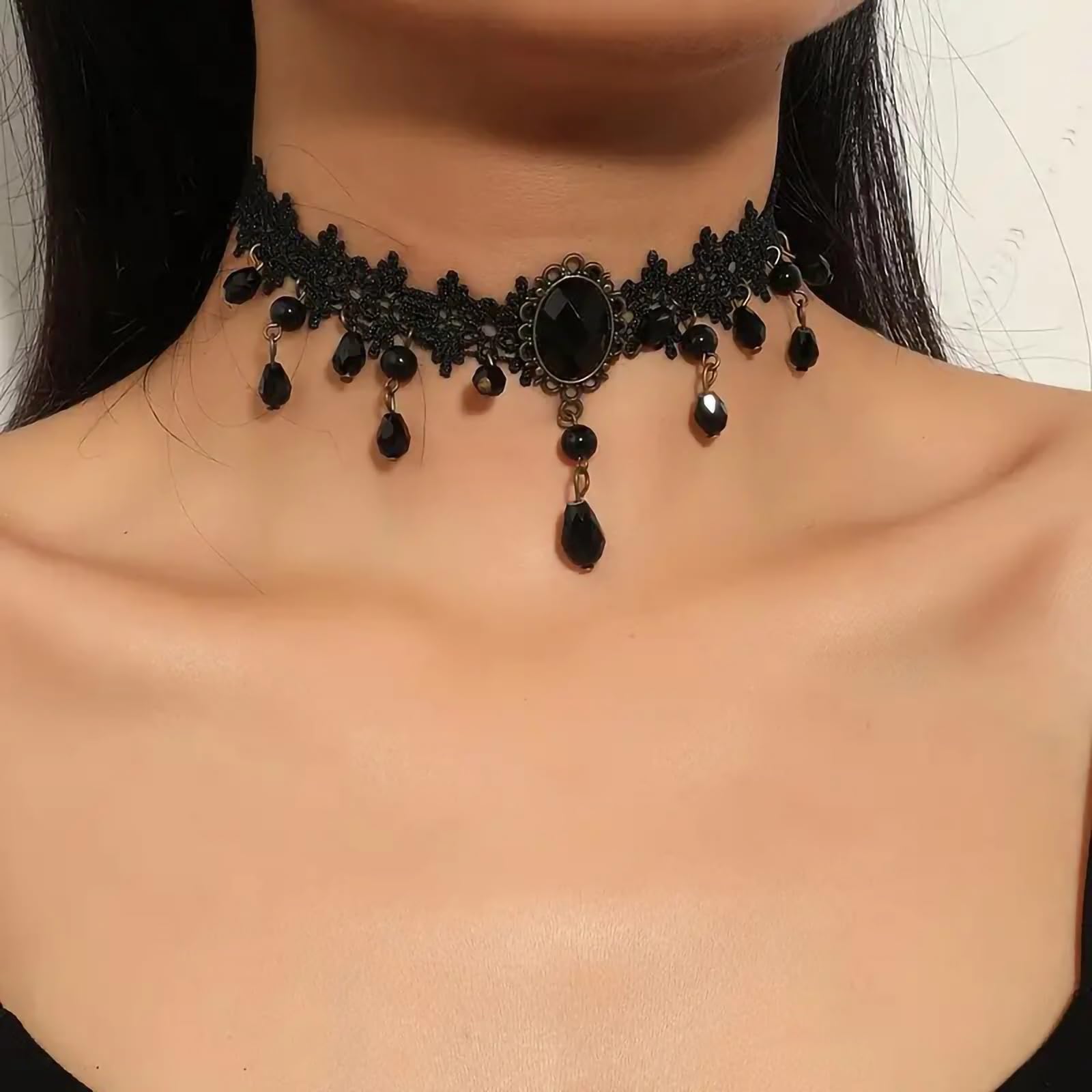 Fesciory Black Necklaces for Women, Adjustable Layered Velvet Leather Lace Collar Necklace, Goth Jewelry Gifts. (Black Crystal)