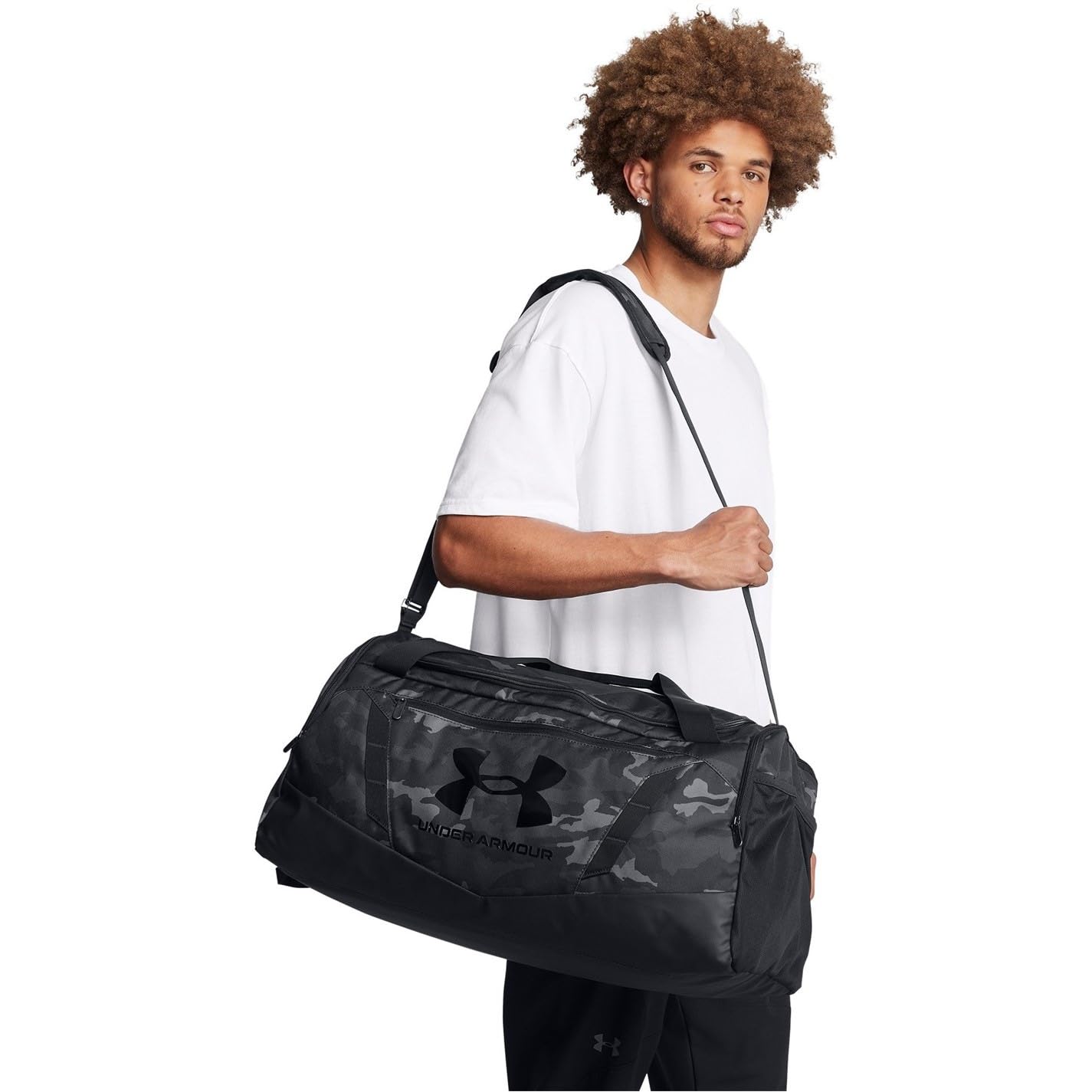 Under Armour Unisex-Adult Undeniable 5.0 Duffle, (010) Black/Black/Black, One Size Fits Most