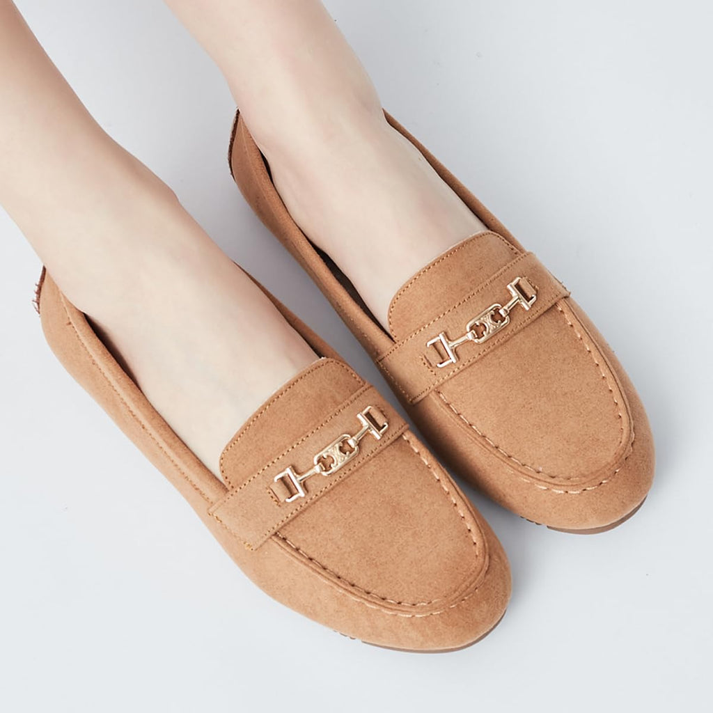 XRKJ Loafers for Women Comfortable Slip On Flats with Memory Foam Insole for Daily Wearing (Tan 6.5)
