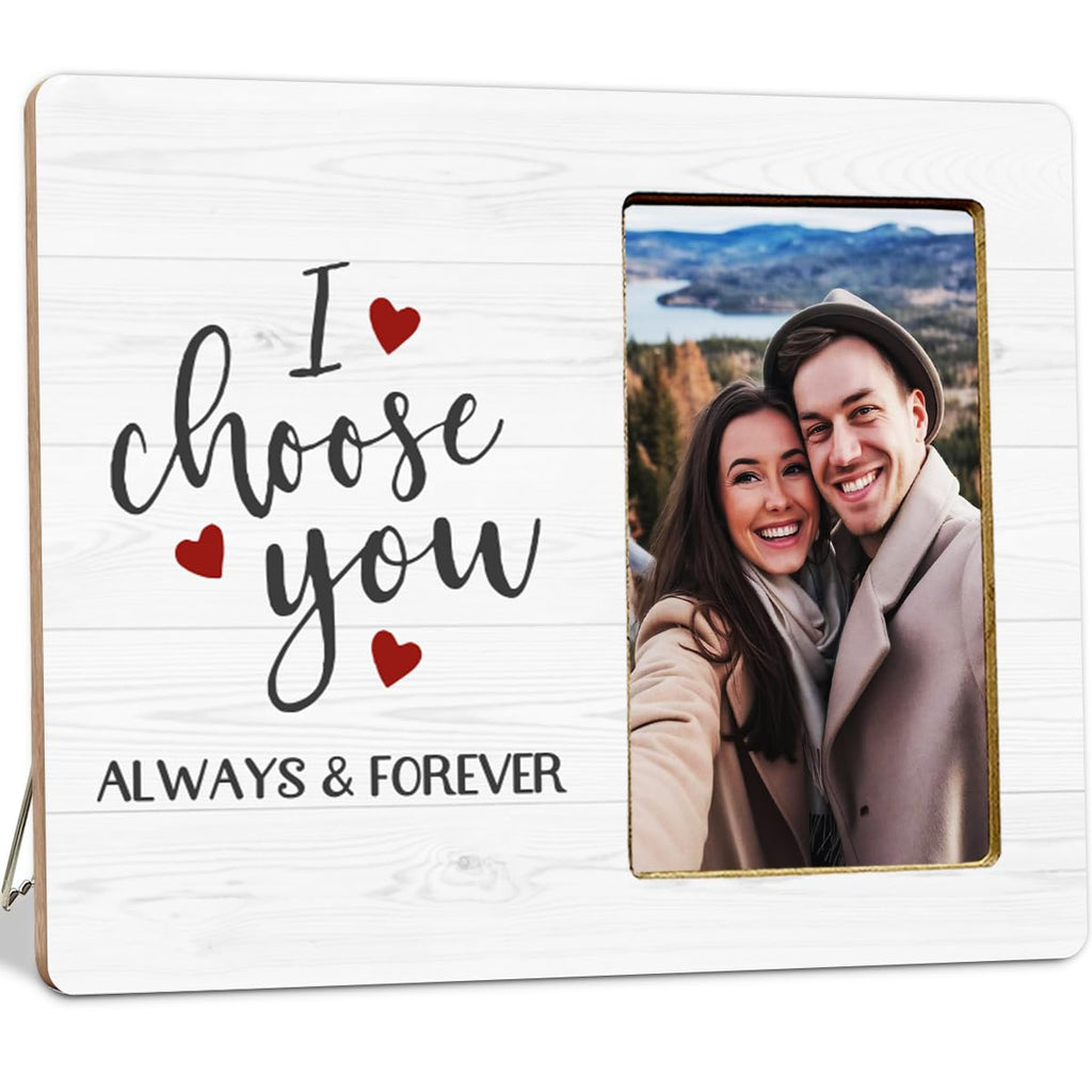 LUERHUI Couple Gifts Wooden Picture Frame for Engagement Girlfriend Boyfriend, I Choose You Picture Frame for Couple