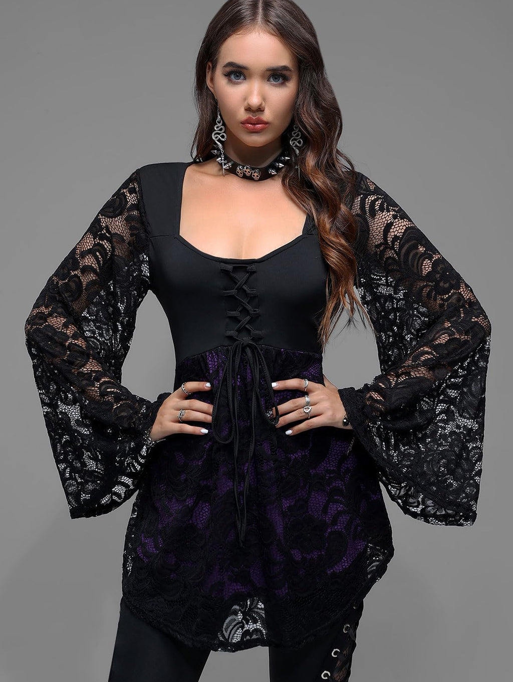 ROSE GAL Rosegal Women Plus Size Gothic Lace Flare Sleeves Lace-up Colorblock Gothic Tee Witch Halloween Costume Bell Sleeves Two Tone T-Shirt Long Sleeves Gothic Top(Black_2/1X)