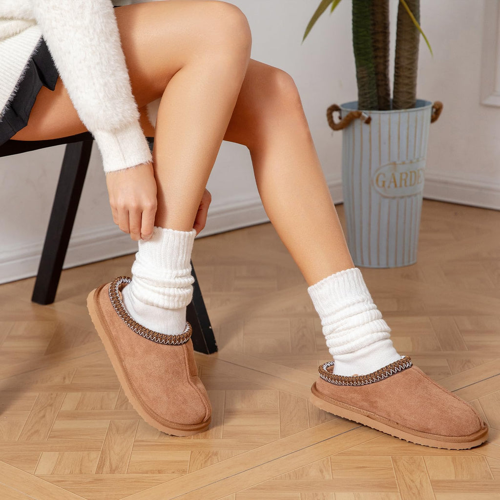 Gdazzio Women's Slippers Fuzzy Cozy Short Ankle Shoes Indoor and Outdoor Mules Furry Warm House Slippers for Woman Cute Fluffy Clogs Chestnut