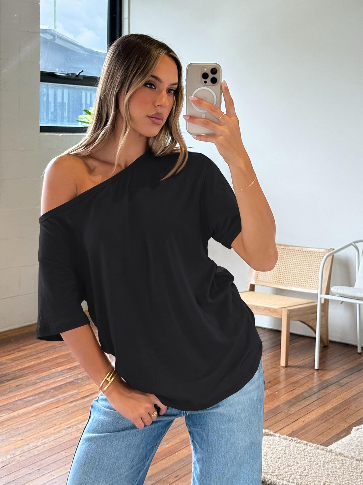 Trendy Queen Womens Off The Shoulder Tops Oversized T-Shirts Short Sleeve Tees Summer 2026 Casual Spring Clothes Workout Gym Y2k Cute Going Out Plus Size Fashion Clothing Black M