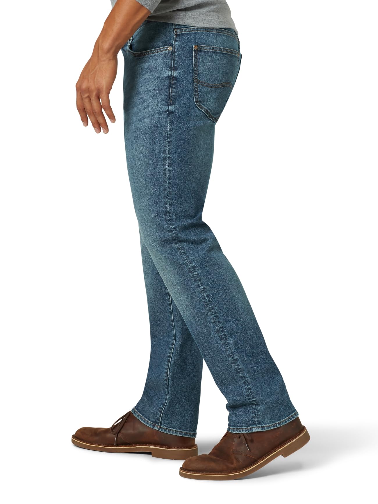 Lee Men's Extreme Motion Regular Straight Jean Thompson 36W x 32L