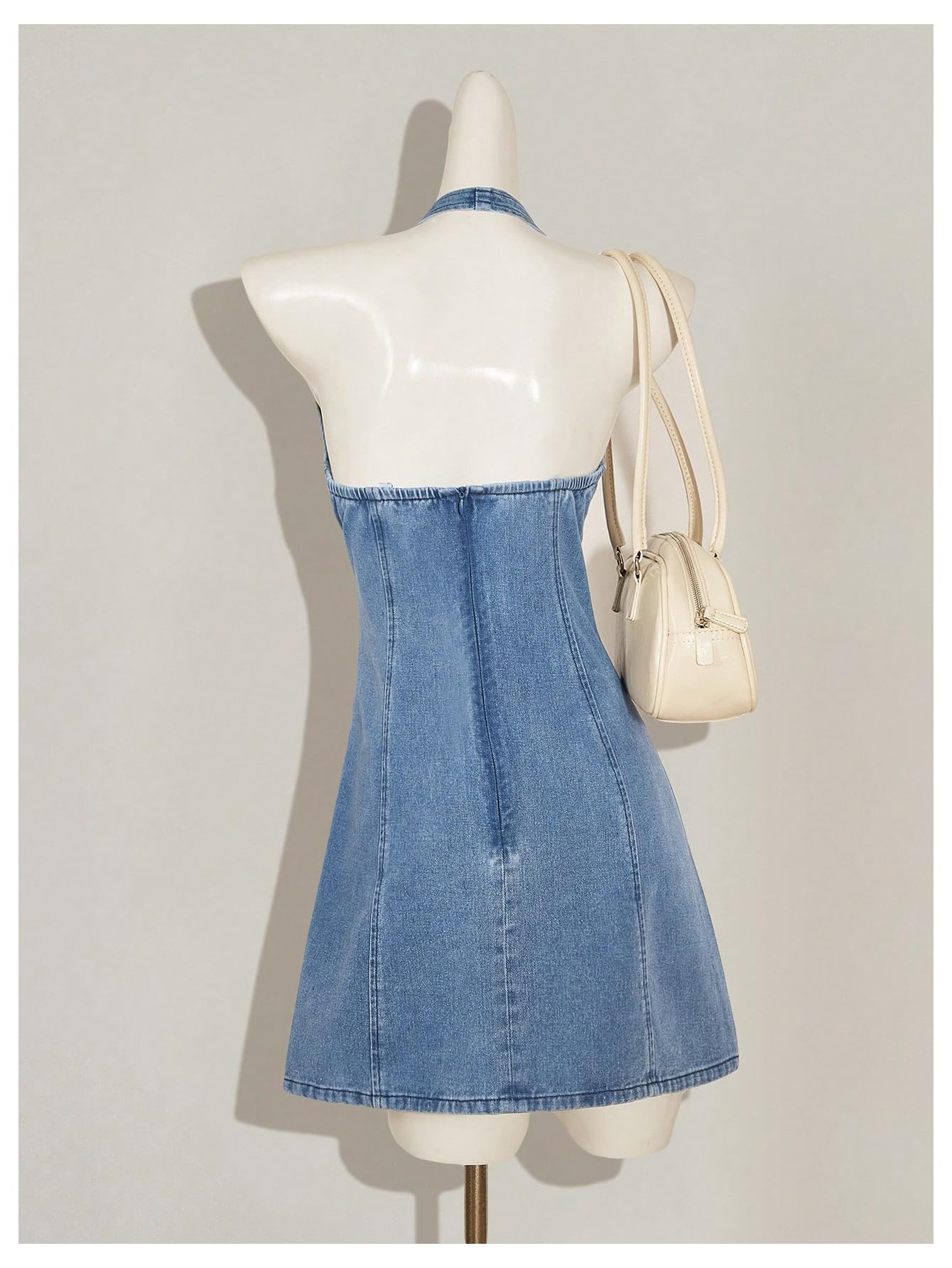 WDIRARA Women's Bow Halter Mini Jean Dress Lace Trim Sleeveless Backless Denim Dresses Light Wash Medium
