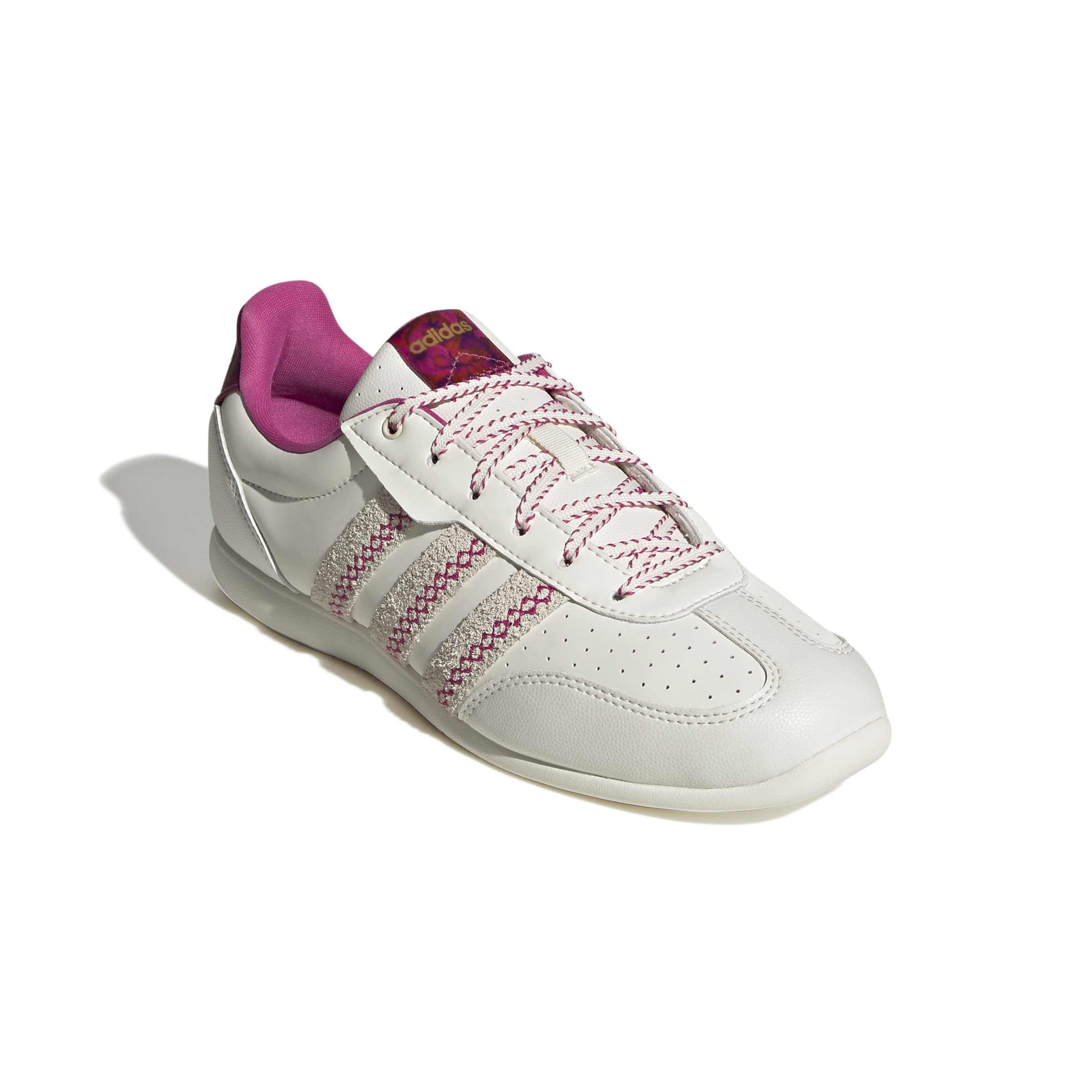 adidas Women's Barreda Low, Off White/Off White/Bahia Magenta, 7