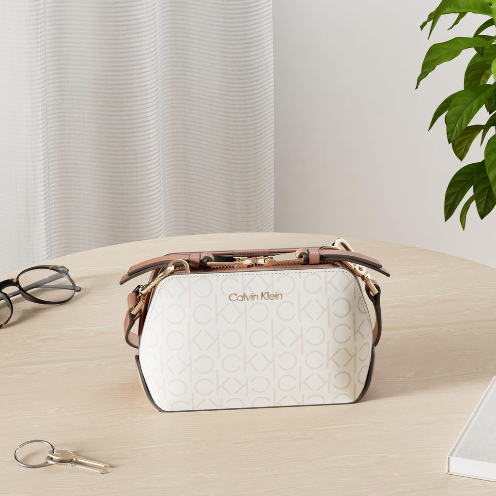 Calvin Klein Women's Lucy Triple Compartment Crossbody, Vanilla/Khaki/Caramel Embossed, One Size
