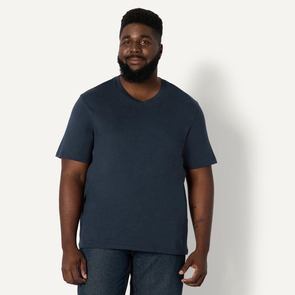 Amazon Essentials Men's Regular-Fit Short-Sleeve V-Neck T-Shirts, Pack of 6, White, XX-Large