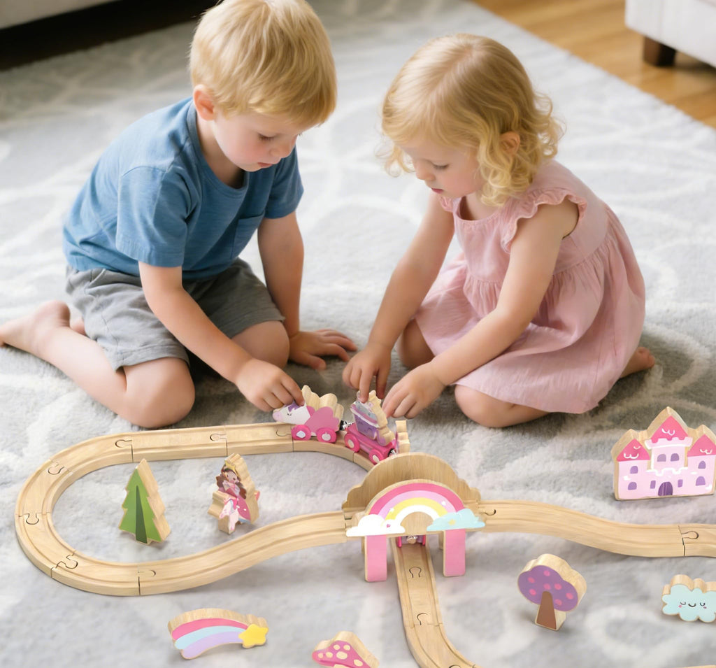 Lehoo Castle Wooden Train Set, Unicorn Train Set for Toddlers 2-4, Wooden Train Track Toddler Girl Toys Pink Train Fantasy Toys for 3 4 5 6 Year Old Girl