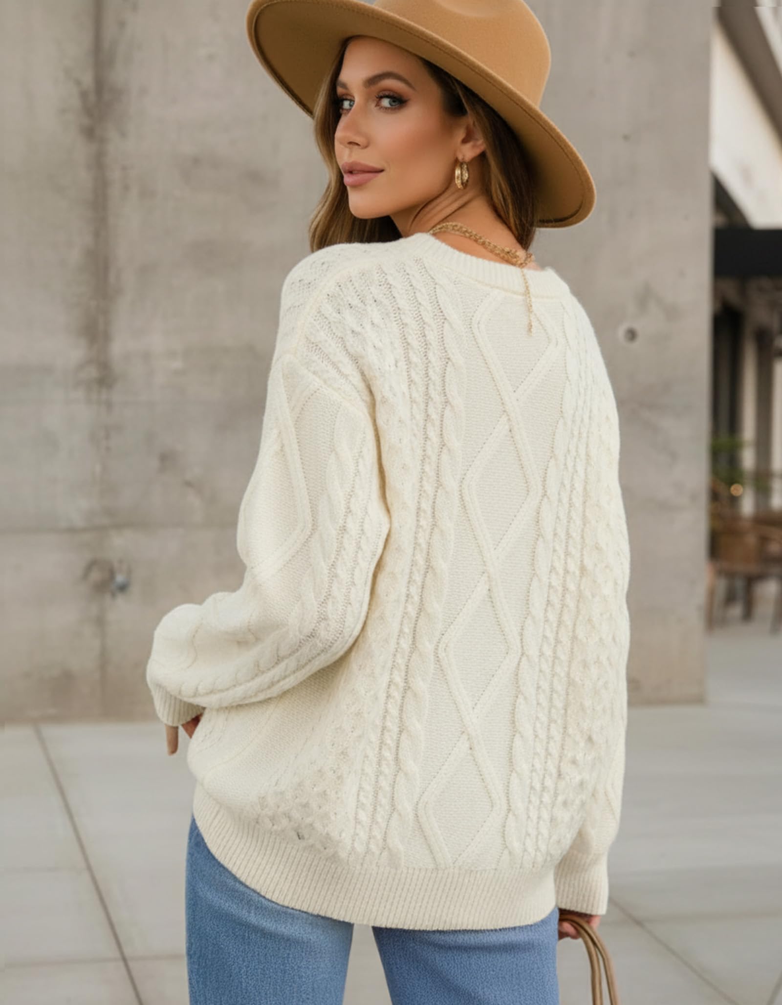 Simlakey Women Oversized Sweater Cable Knit Chunky Pullover Long Sleeve Crew Neck Outfit Winter Knitwear Loose Fit Casual Top(Apricot,M)