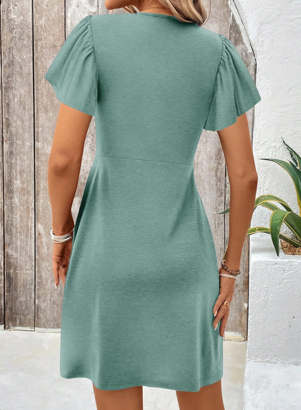 Acelitt Women's Casual Fashion 2026 Summer Twist Front V Neck Short Sleeve Mini Dress High Waisted A Line Ruffle Dresses Sundresses Green Medium