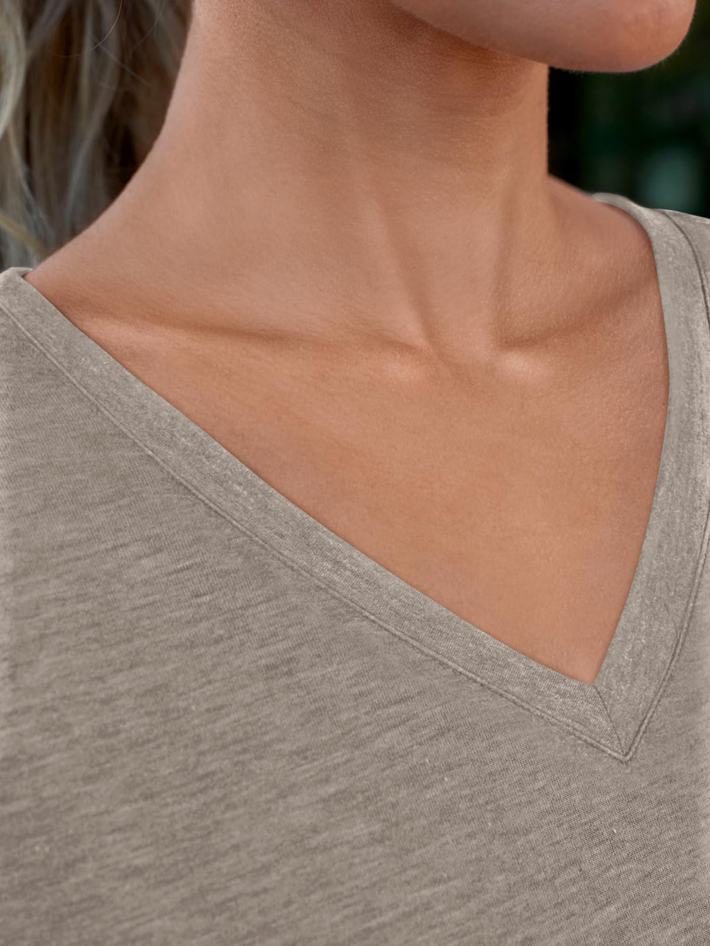 AUTOMET T-Shirts Short Sleeve V Neck Tees Tops for Women Fashion Trendy Lightweight Soft Casual Summer Outfits Clothes 2026 CoffeGrey XL