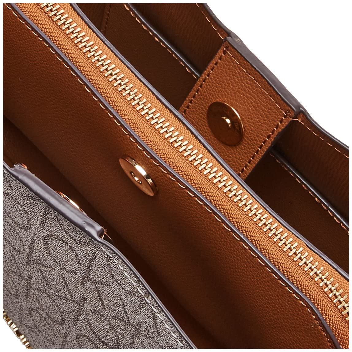 Calvin Klein Women's Hailey Signature Triple Compartment Chain Crossbody, Textured Almond/Taupe/Caramel Linear, One Size