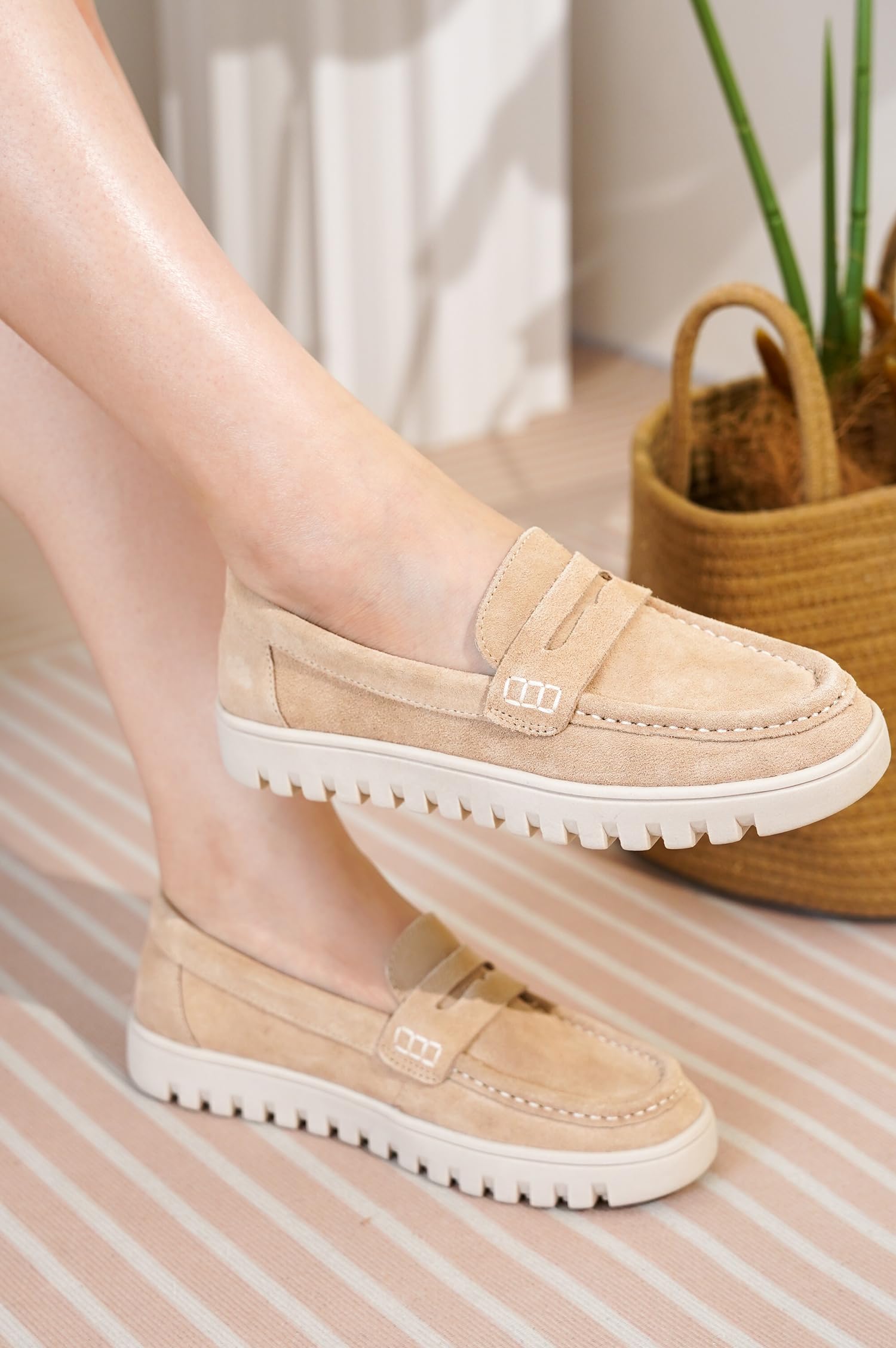 Project Cloud 100% Genuine Leather Loafers for Women – Memory Foam Insoles Slip On Shoes for Women – Lightweight Womens Shoes – Non Slip Womens Loafers (Filide1, Nude,8.5)