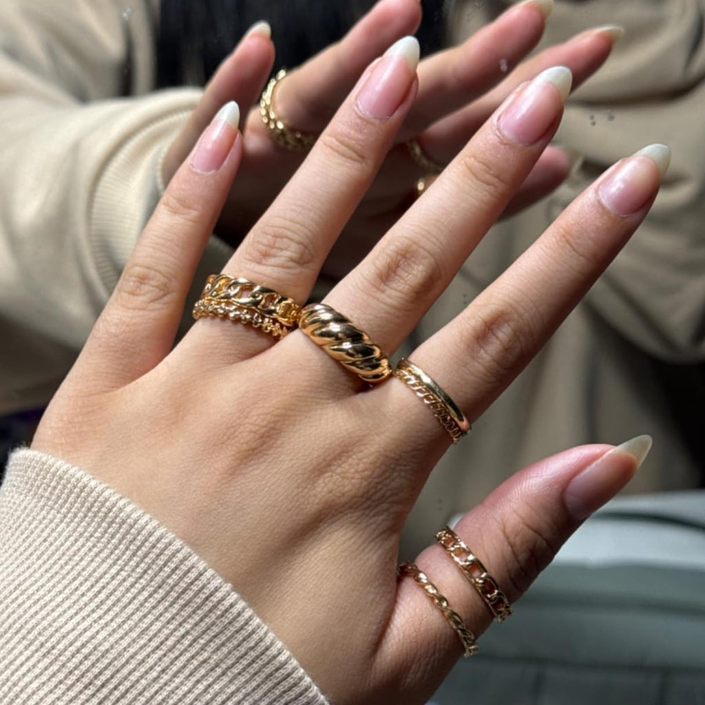 YEEZII 68 Pcs Gold Knuckle Rings Set for Women, Stackable Rings Boho Joint Finger Midi Ring Hollow Carved Crystal Stacking Rings Pack