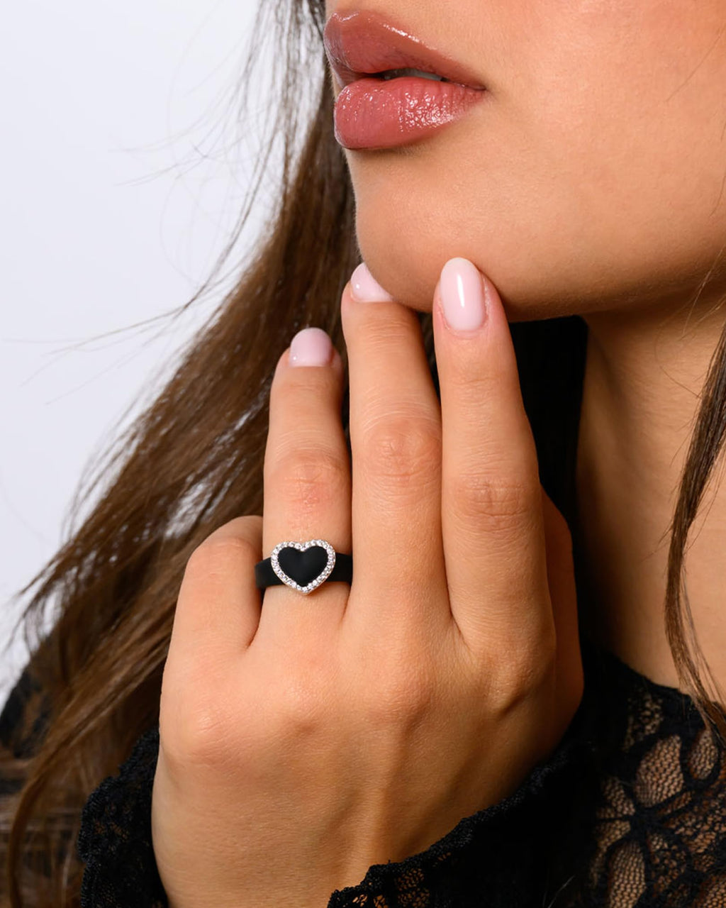 Rinfit Women's Silicone Wedding Band with Stones - Heart Ring with Cubic Zirconia - Black/Silver, Size 8