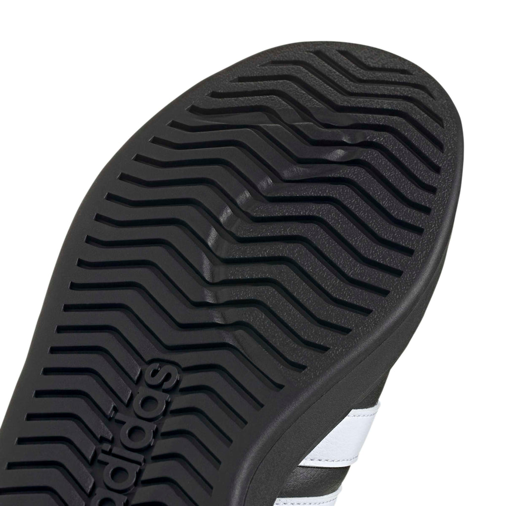 Adidas Men's Streetalk, Black/White/Matte Gold, 10