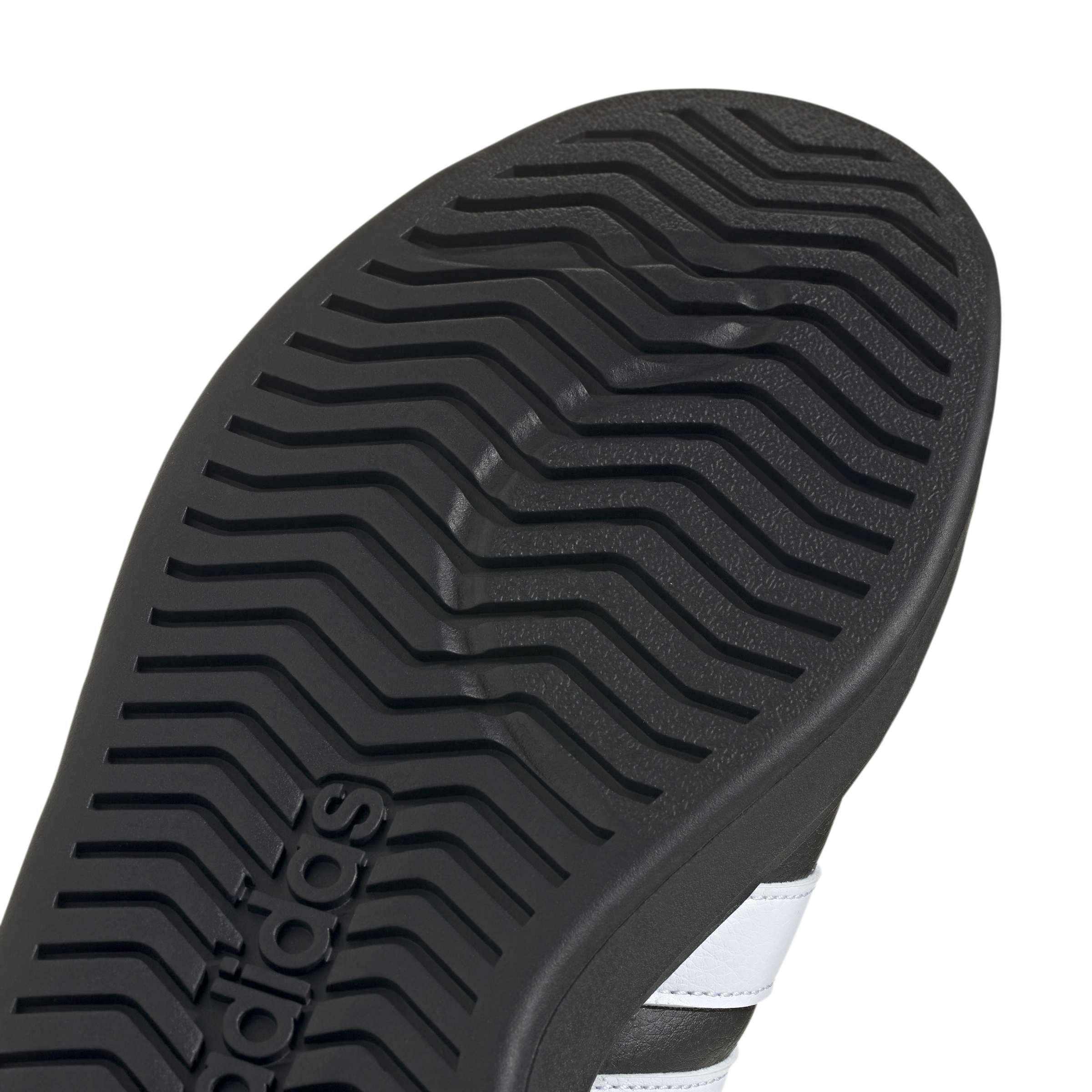 Adidas Men's Streetalk, Black/White/Matte Gold, 10