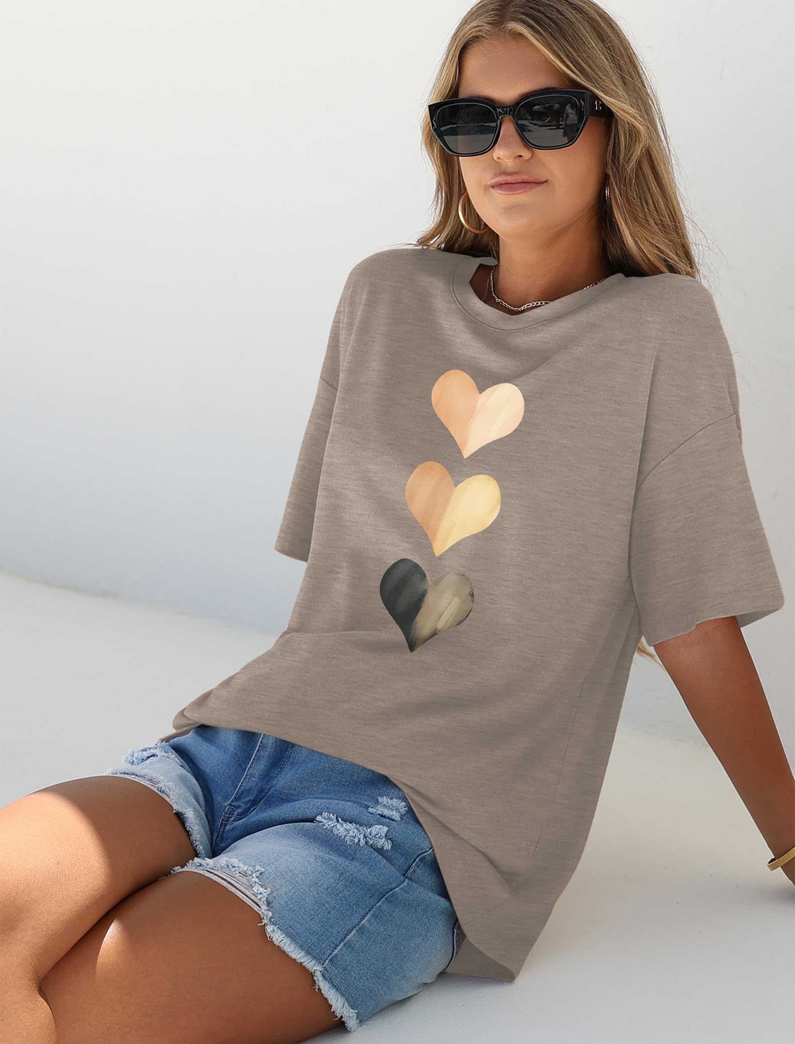 WIHOLL Womens Spring Summer Tops Casual Shirts Graphic Tees Beach Vacation Clothes Oversized Short Sleeve Tshirts Gym Clothes Plus Size Workout Airport Travel Outfits Fashion Clothing XL