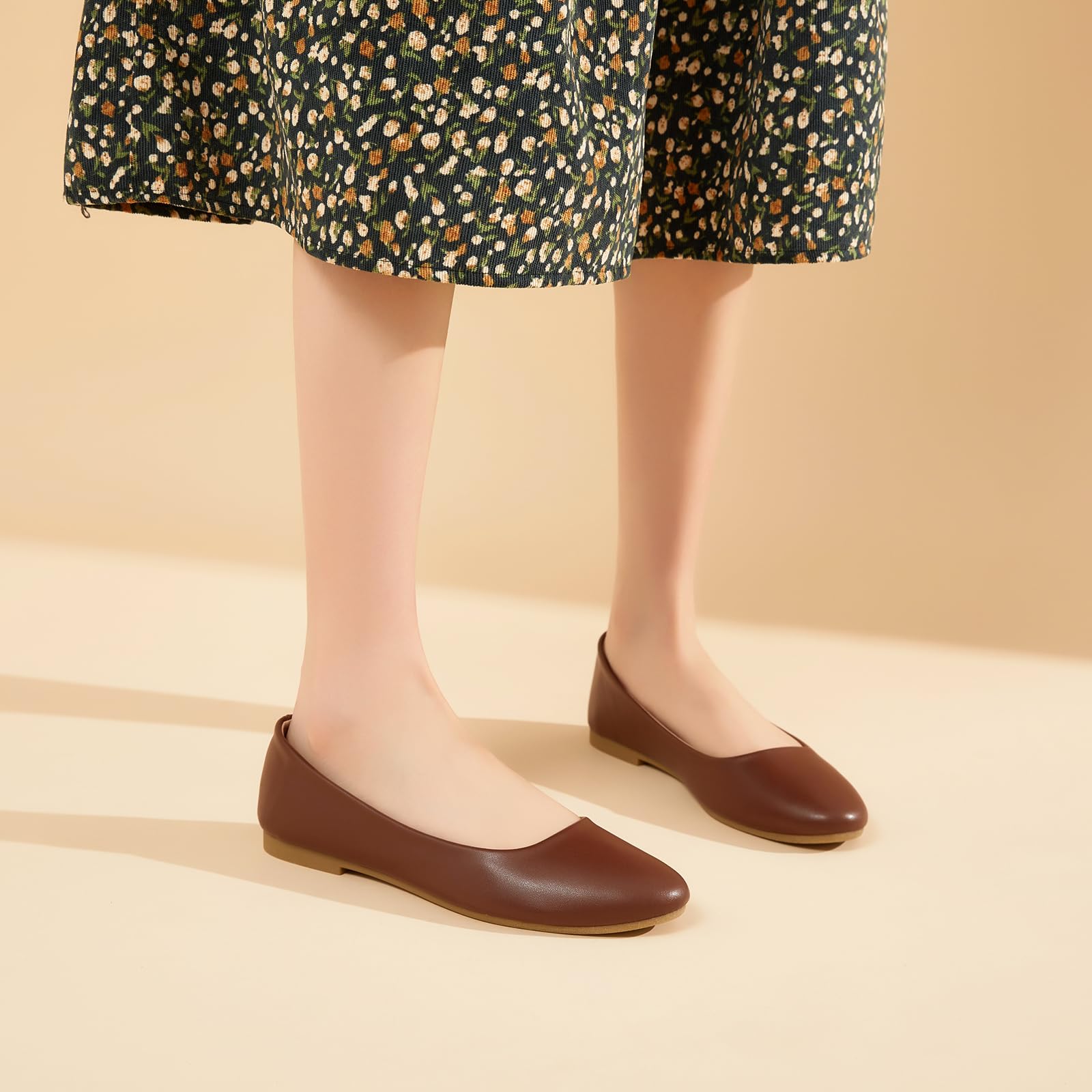 hash bubbie Women's Flats Shoes Ballet Flats Dress Shoes Comfortable PU Leather Slip on Shoes for Women(Brown.US6)