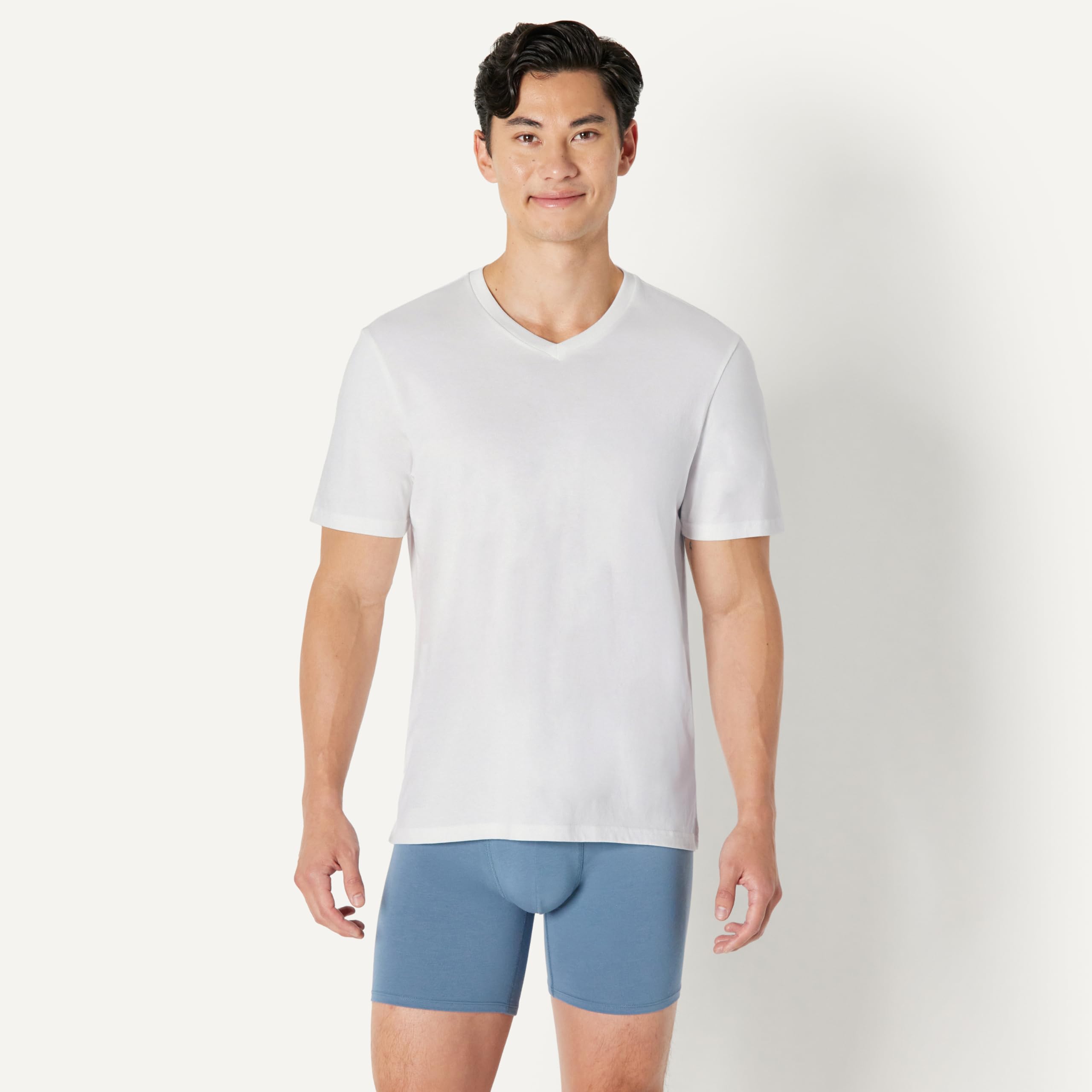 Amazon Essentials Men's Regular-Fit Short-Sleeve V-Neck T-Shirts, Pack of 6, White, XX-Large