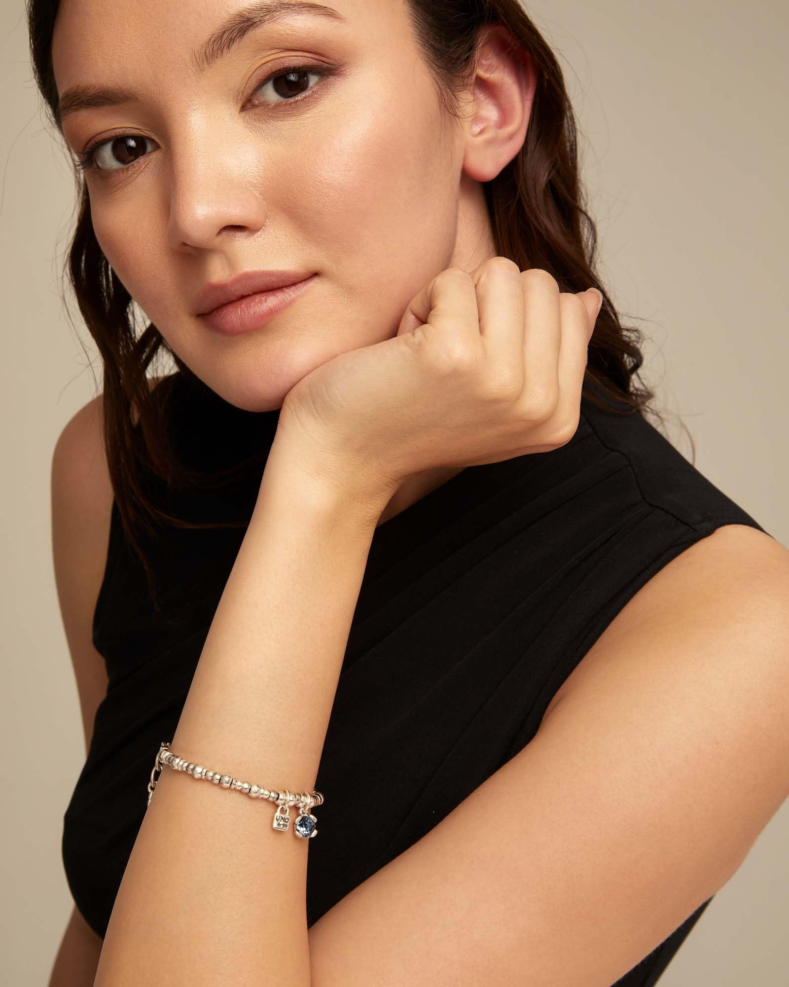 Uno de 50 ATTRACTIVE Bracelet, Sterling Silver-Plated, Blue Faceted Crystal, Lobster Claw Clasp, Charismatic Collection