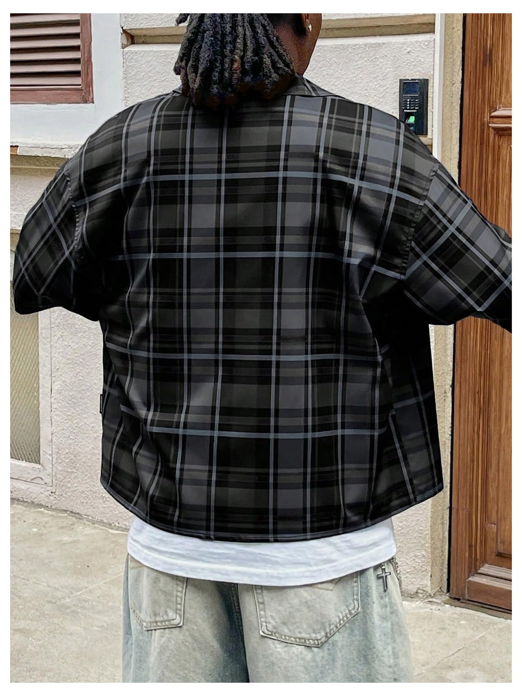 GORGLITTER Men's Plaid Cropped Button Up Shirt Casual Collared Short Sleeve Boxy Vacation Checkered Crop Tops Streetwear Black Medium