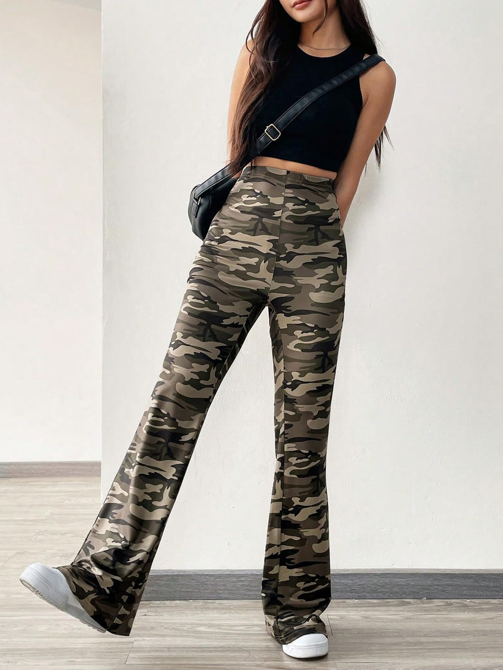 WDIRARA Women's Newspaper Print Flare Wide Leg Elastic Waist Fitted Funky Letter Print Pants Army Green Small