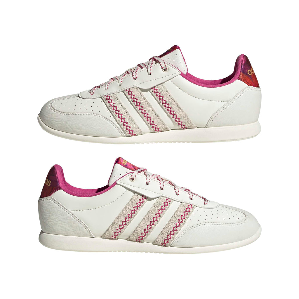 adidas Women's Barreda Low, Off White/Off White/Bahia Magenta, 7