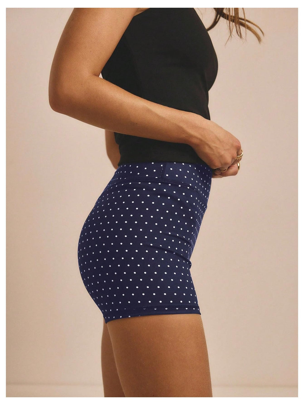 WDIRARA Women's Polka Dots Biker Shorts Elastic Waist Athletic Workout Yoga Shorts Dark Blue Medium
