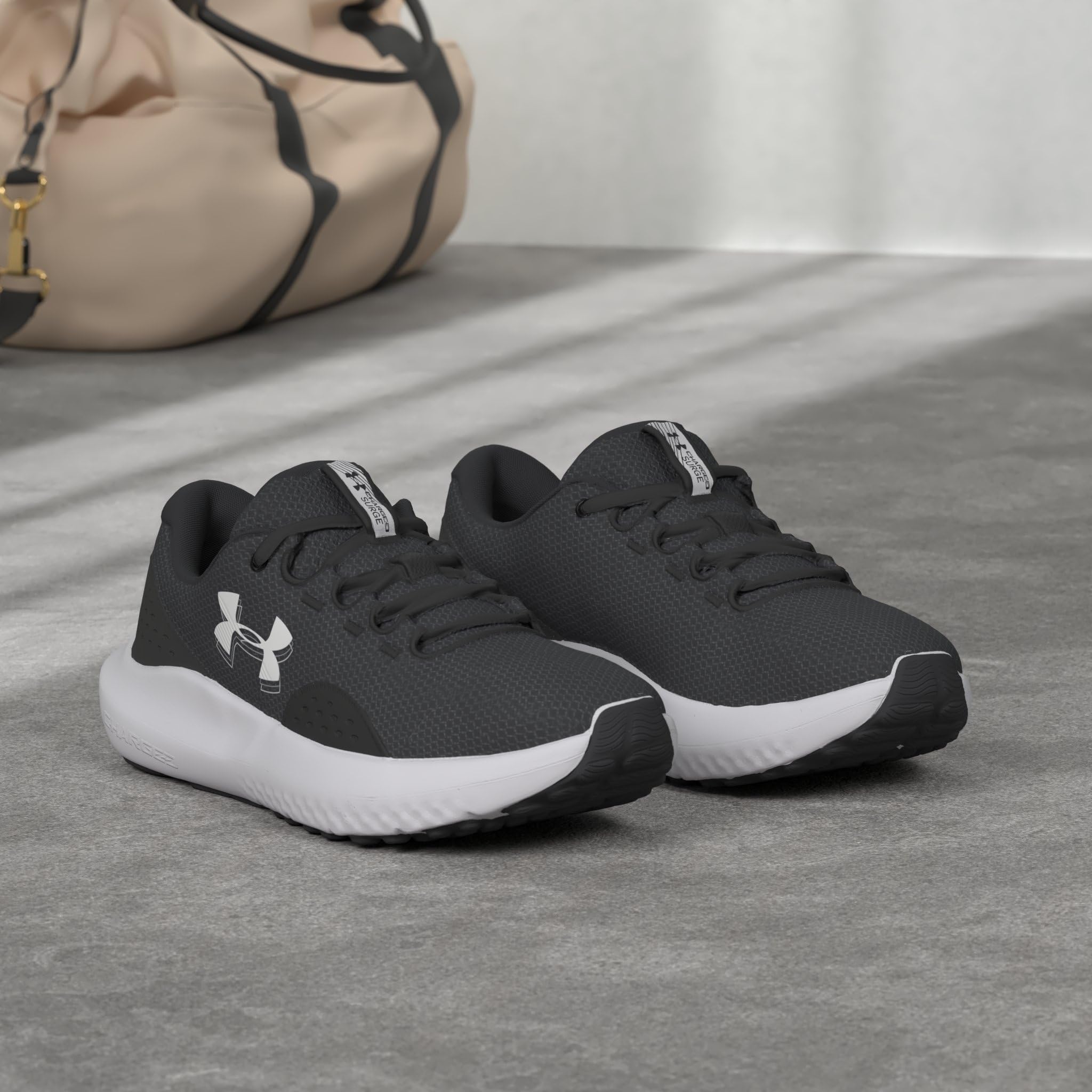 Under Armour Women's Charged Surge 4, (001) Black/Anthracite/White, 8.5, US