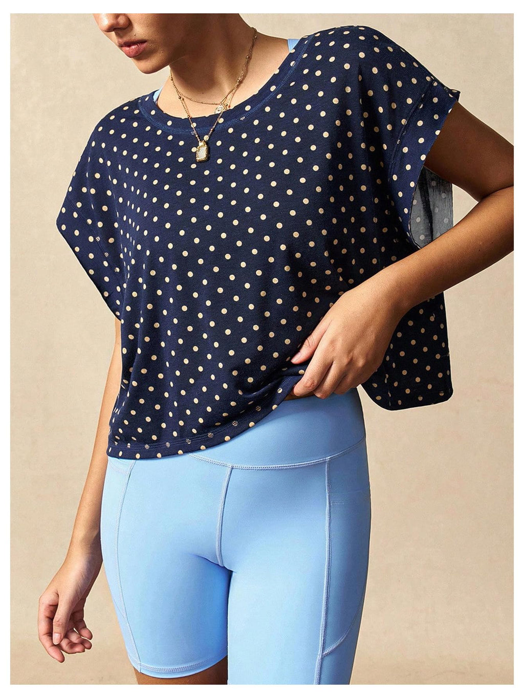 WDIRARA Women's Polka Dots Open Back Workout Tee Shirt Short Sleeve Athletic Shirts Running Gym Yoga Tops Dark Blue Small