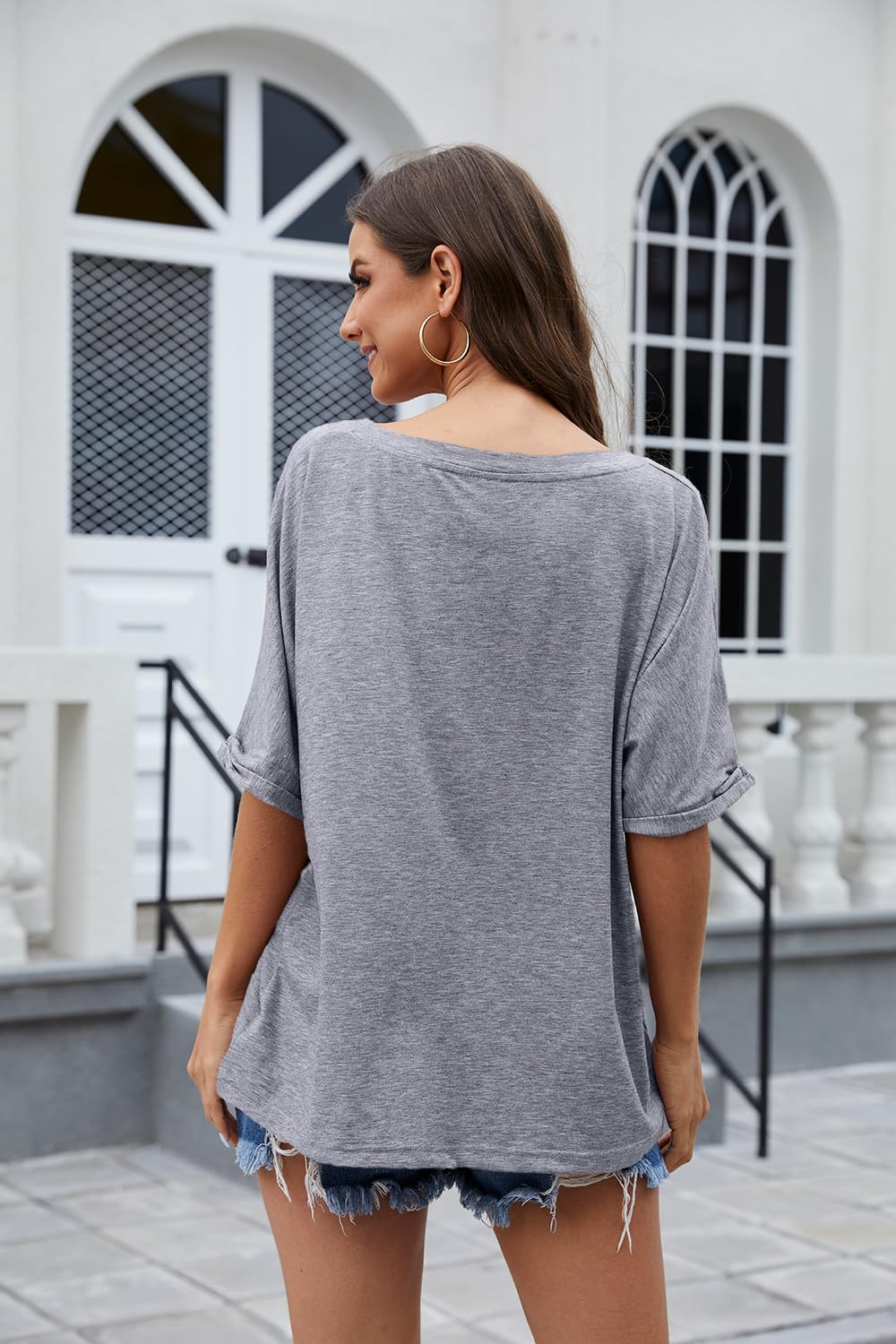 UNCLECAT Women's V Neck Oversized T Shirts Summer Short Sleeve Shirts Loose Casual Tops Tee