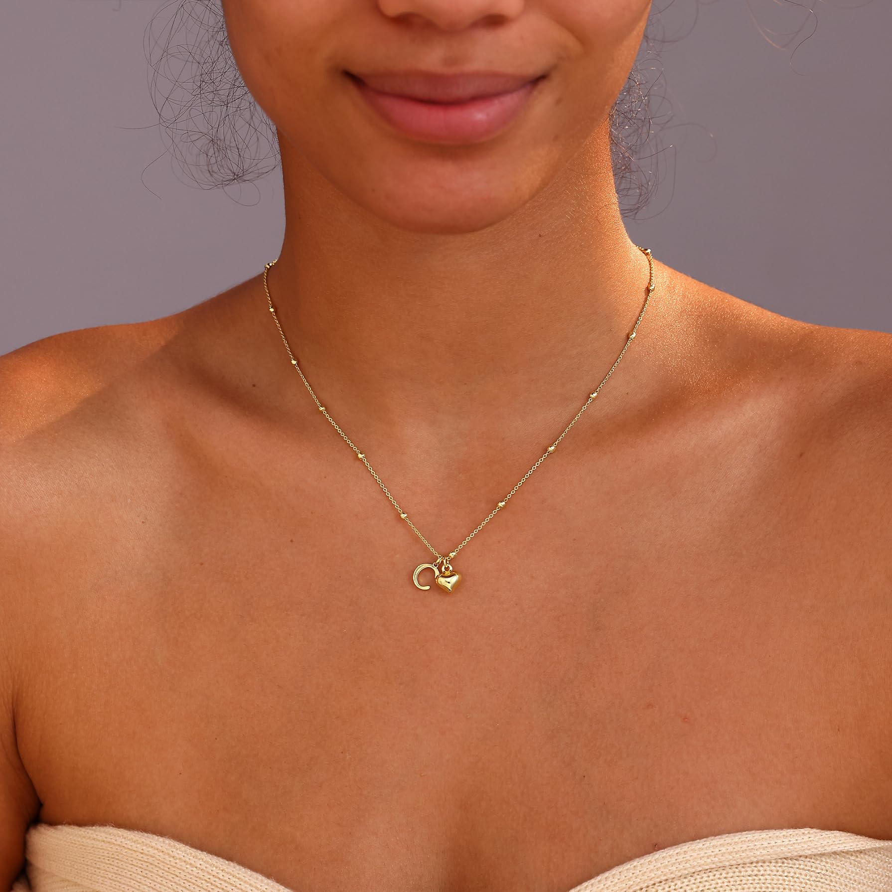 SELSHELetter Necklace for Women,Dainty Gold Initial Necklace 14K Gold Plated Cute Heart Initial Necklaces for Women Trendy Personalized Name Necklace Non Tarnish Gold Pendant Necklace Gold Jewelry