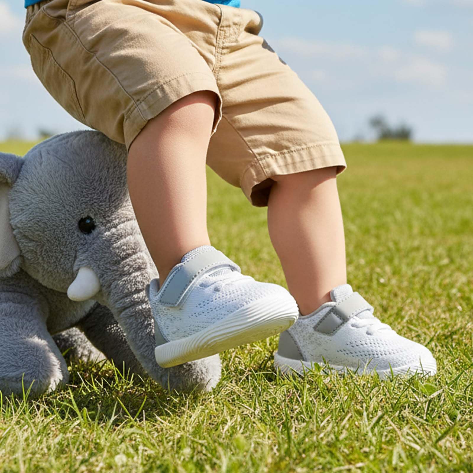 MORENDL Toddler Sneakers Baby Boys & Girls Barefoot Shoes Lightweight Breathable Walking Running Tennis Athletic Sport Shoes White Gray 6-9 Months Size 4