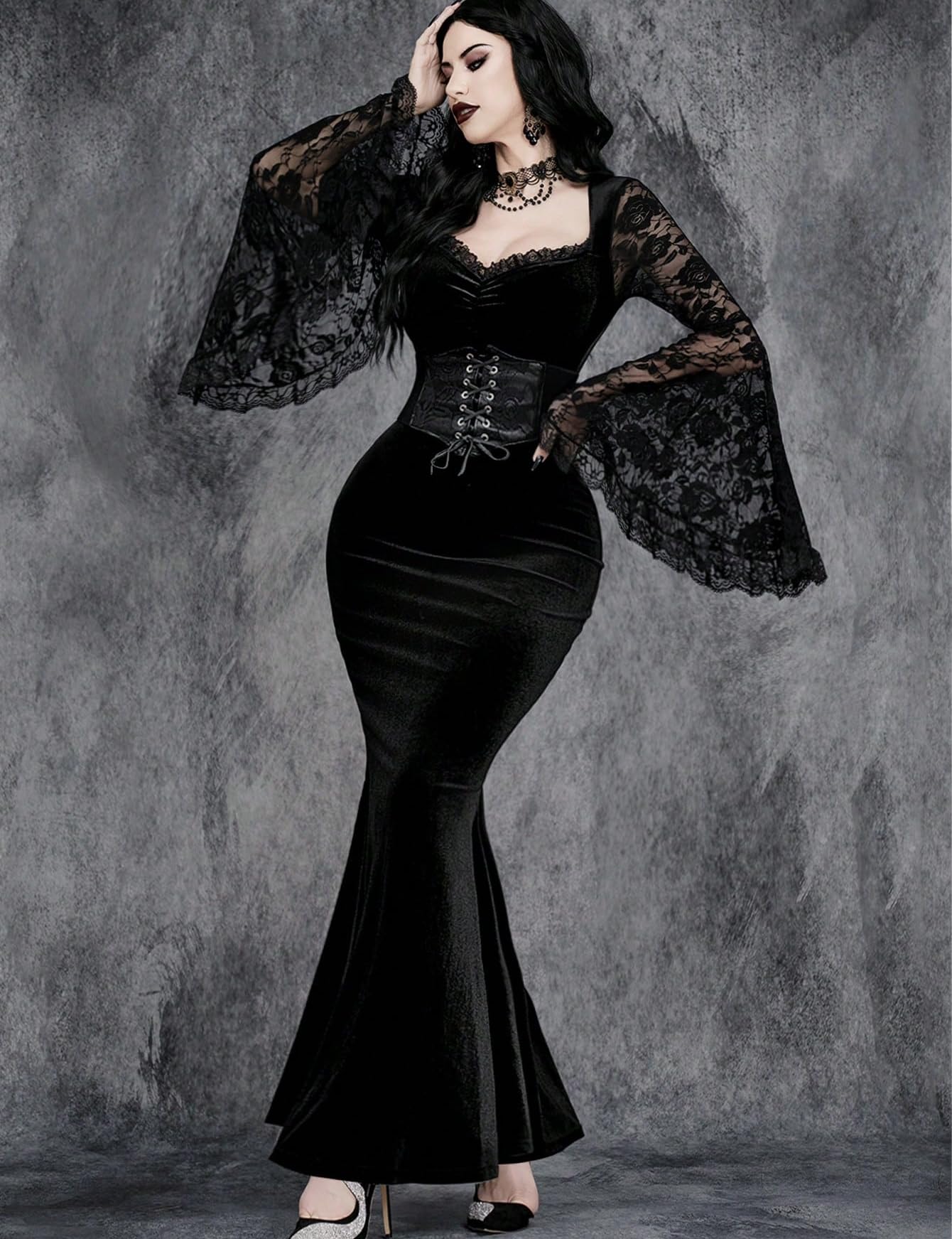 InGoticos Women Gothic Sexy Lace Patchwork Sleeve Fishtail Velvet Goth Dress Without Choker & Umbrella Black
