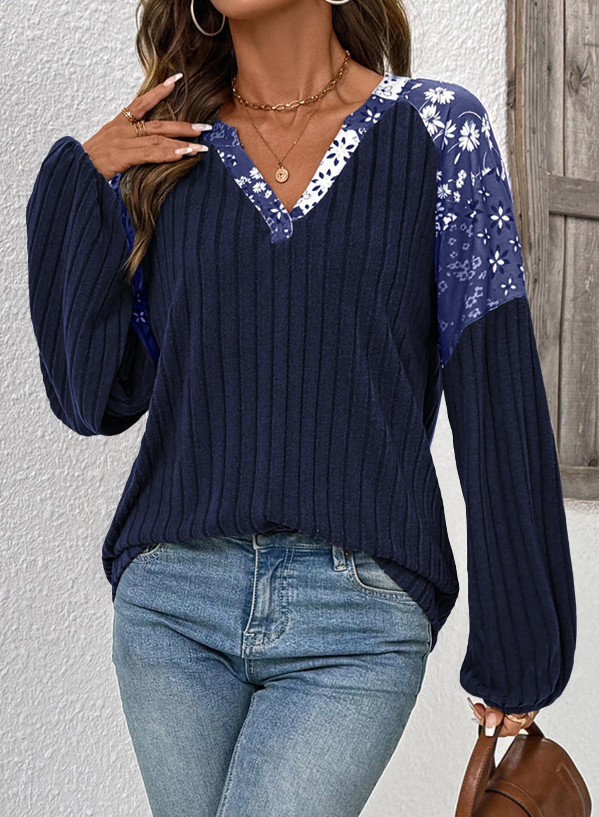 Acelitt Sweaters for Women V Neck Casual Knit Long Sleeve Tops Lightweight Pullover Clothes Fall Fashion Outfits 2025 Winter Clothing Blue Medium