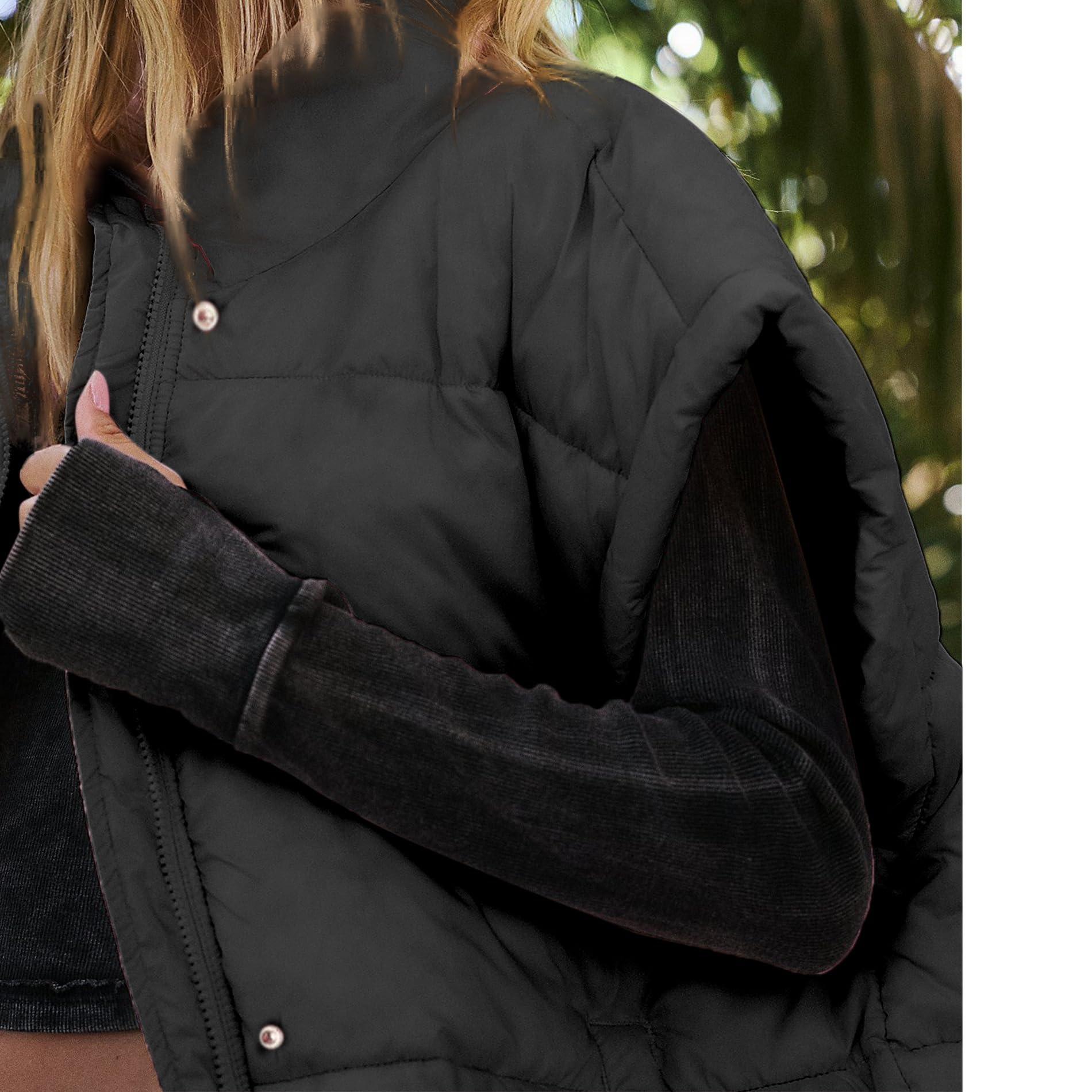 Songling Womens Oversized Puffer Vest Stand Collar Full Zip Sleeveless Bubble Puffer Vest Quilted Padded Warm Coat Outwear (Black,M)